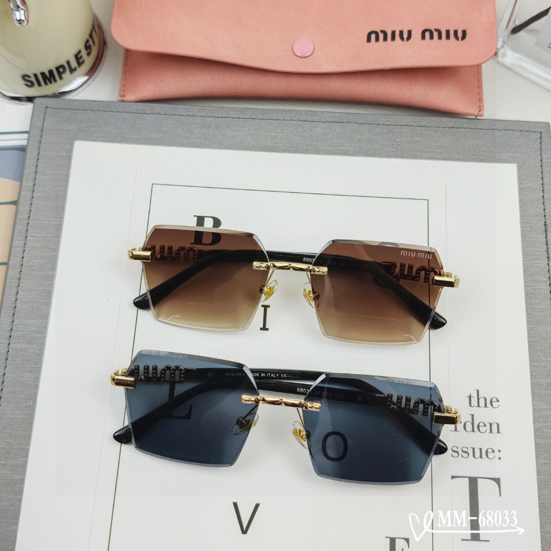   👓.【意大利谬谬-miumiu】
         🕶.【宝丽来树脂偏光镜片】
         ⭐