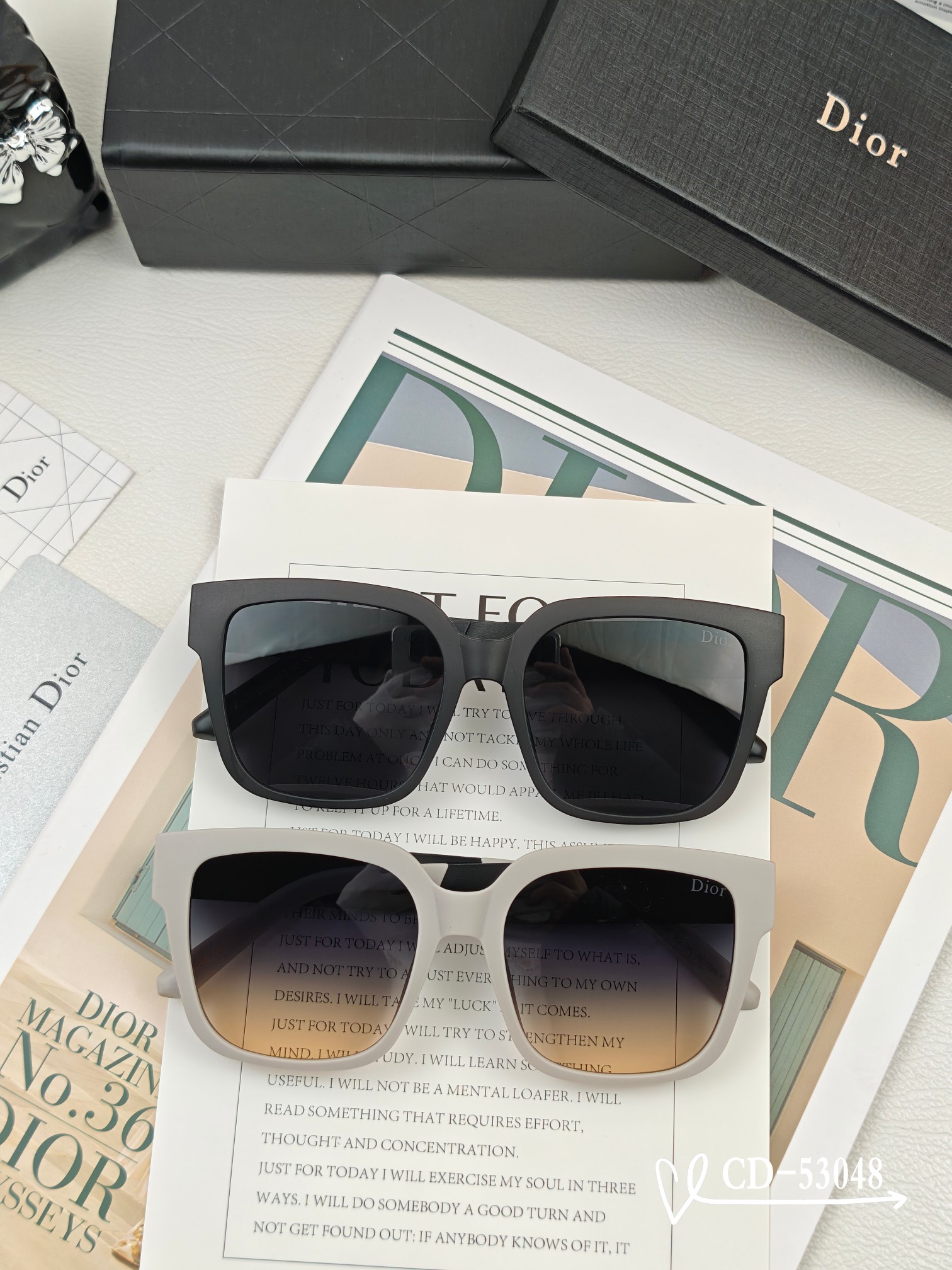 👓.【法国迪奥-DIOR】 🕶️.【宝丽来树脂偏光镜片】 ⭐️.【TR90镜架轻便佩戴舒适】 🌟.【si