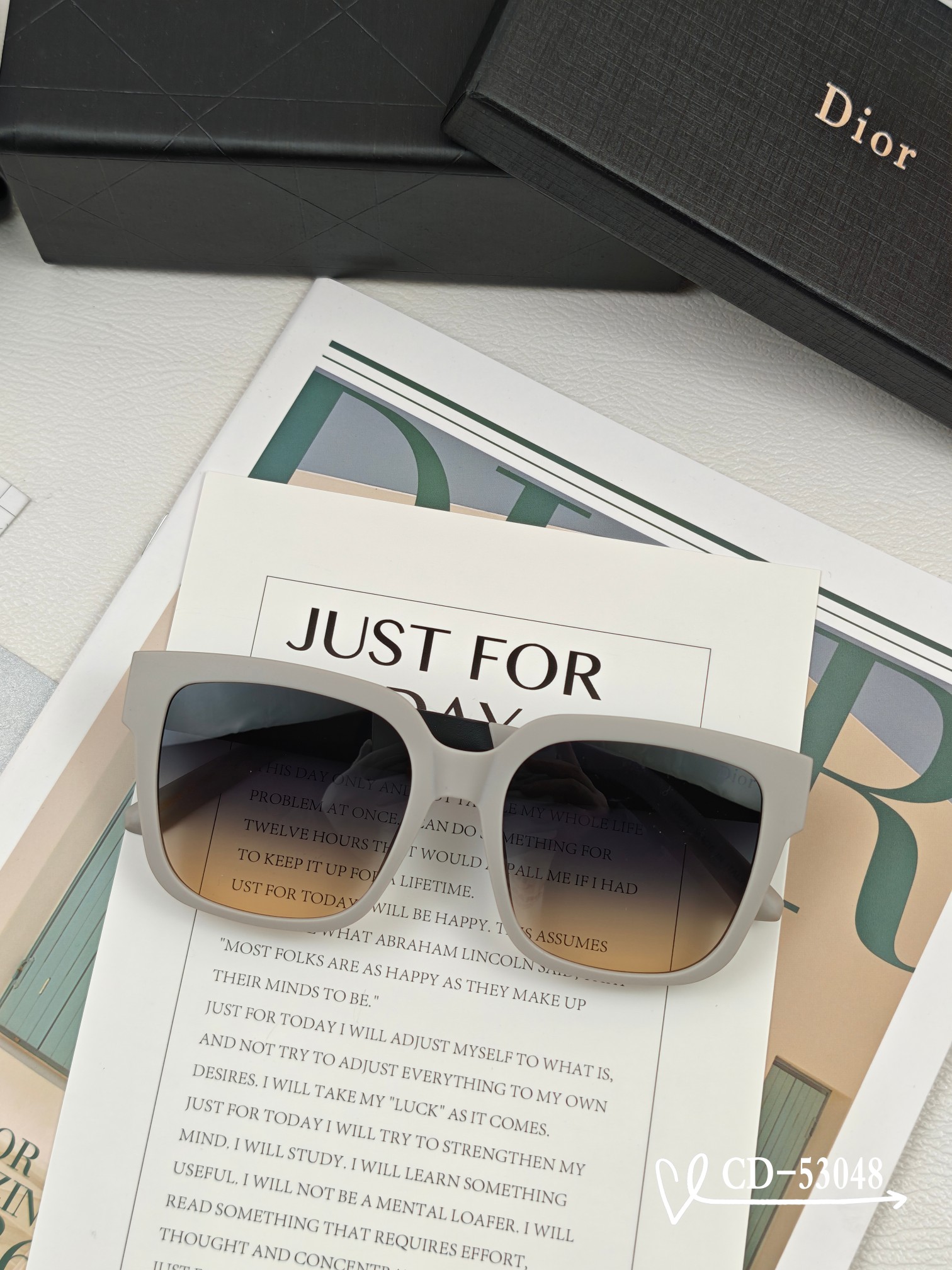 👓.【法国迪奥-DIOR】 🕶️.【宝丽来树脂偏光镜片】 ⭐️.【TR90镜架轻便佩戴舒适】 🌟.【si