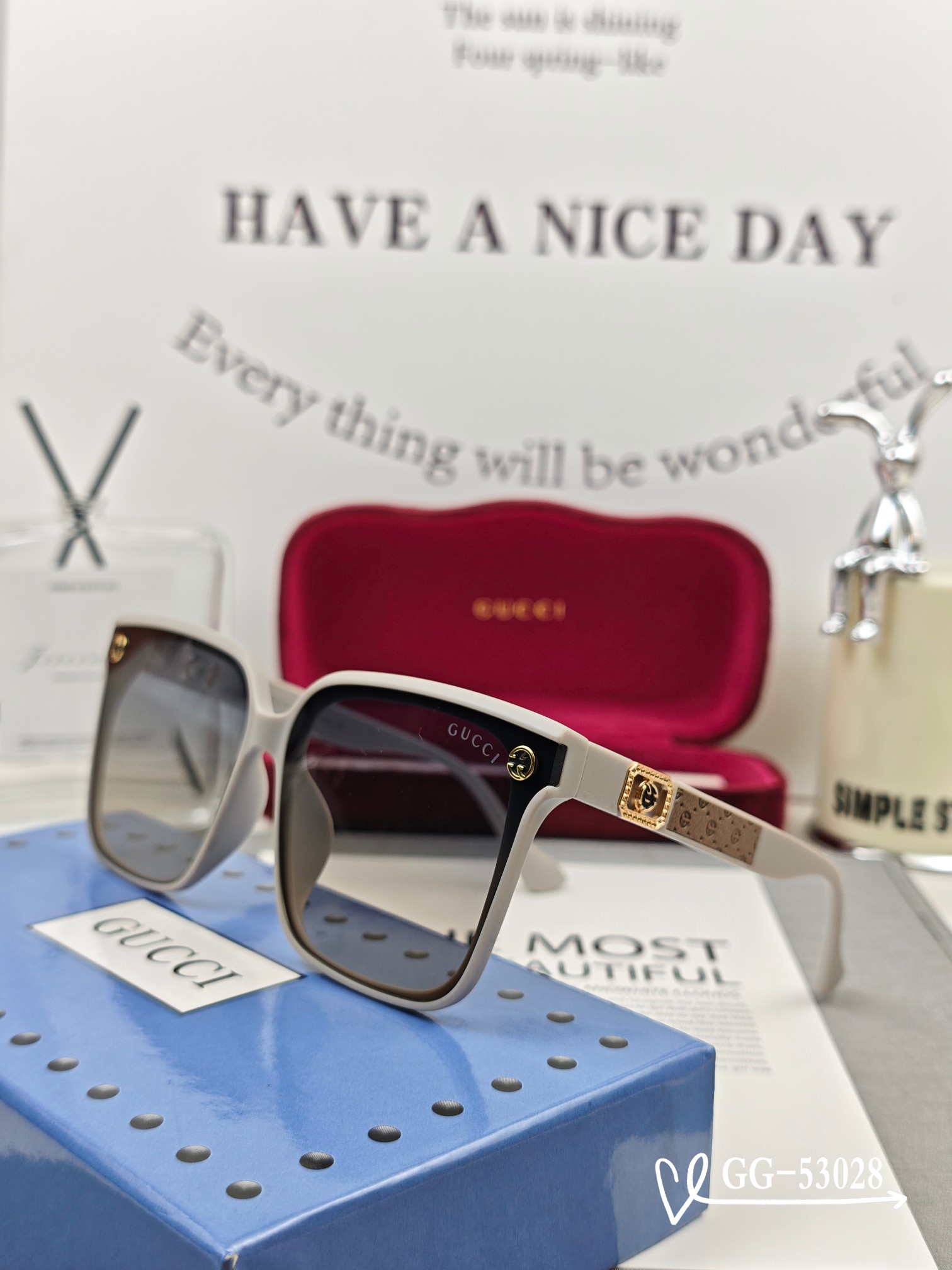   👓.【意大利古奇-GUCCI】
         🕶.【宝丽来树脂高清镜片】
         ⭐️