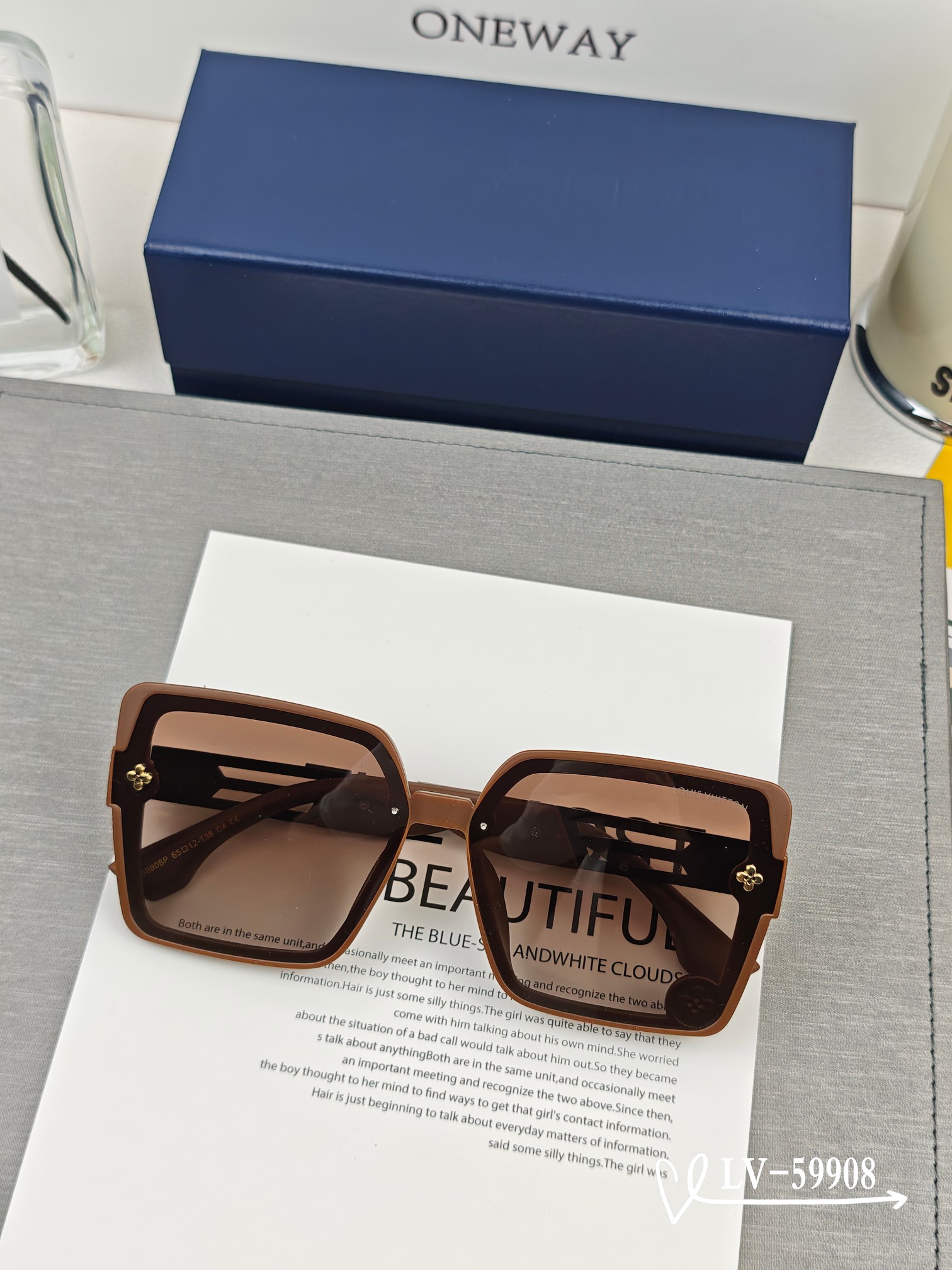 👓.【路易威登-LV】 🕶.【宝丽来树脂镜片】 ⭐️.【TR镜架轻便佩戴舒适】 🌟.【size：65-1