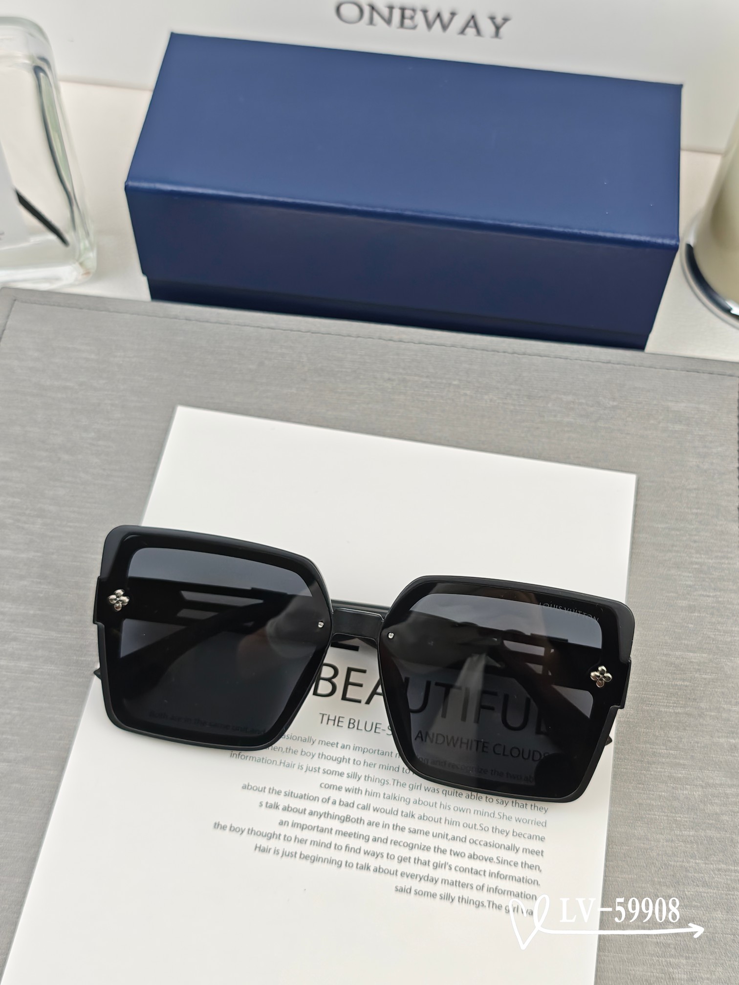 👓.【路易威登-LV】 🕶.【宝丽来树脂镜片】 ⭐️.【TR镜架轻便佩戴舒适】 🌟.【size：65-1