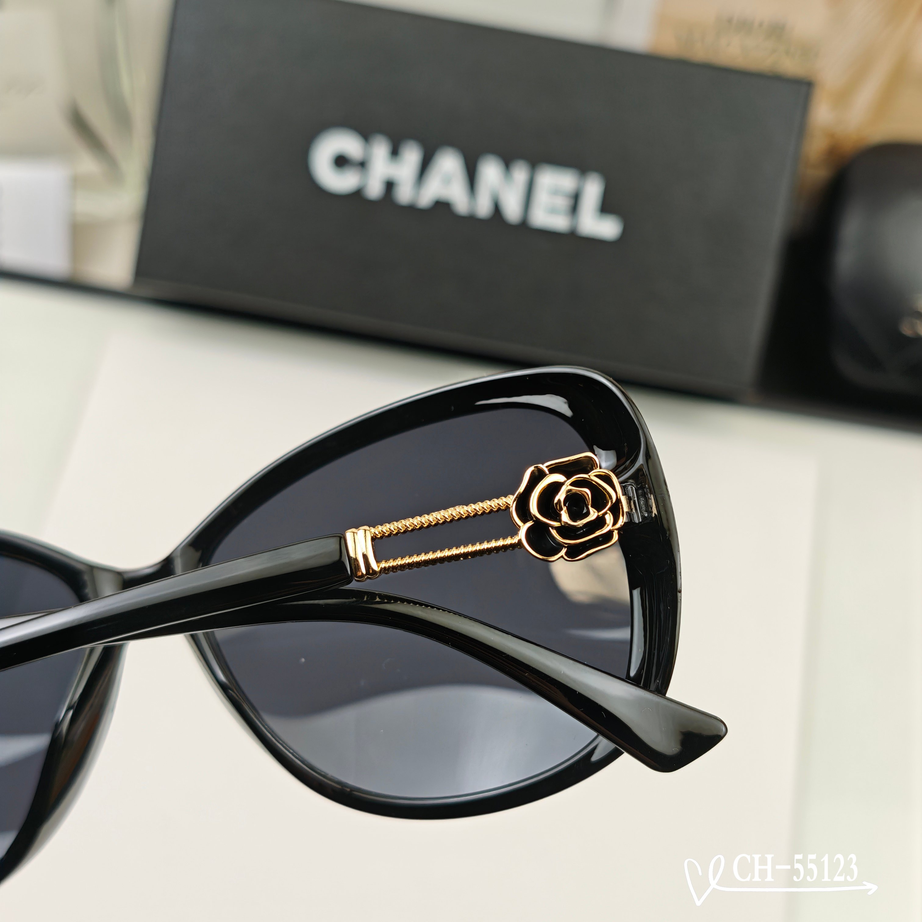 👓.【法国香奈儿-CHANEL】 🕶.【宝丽来树脂高清镜片】 ⭐️.【TR镜架-轻便佩戴舒适】 🌟.【s