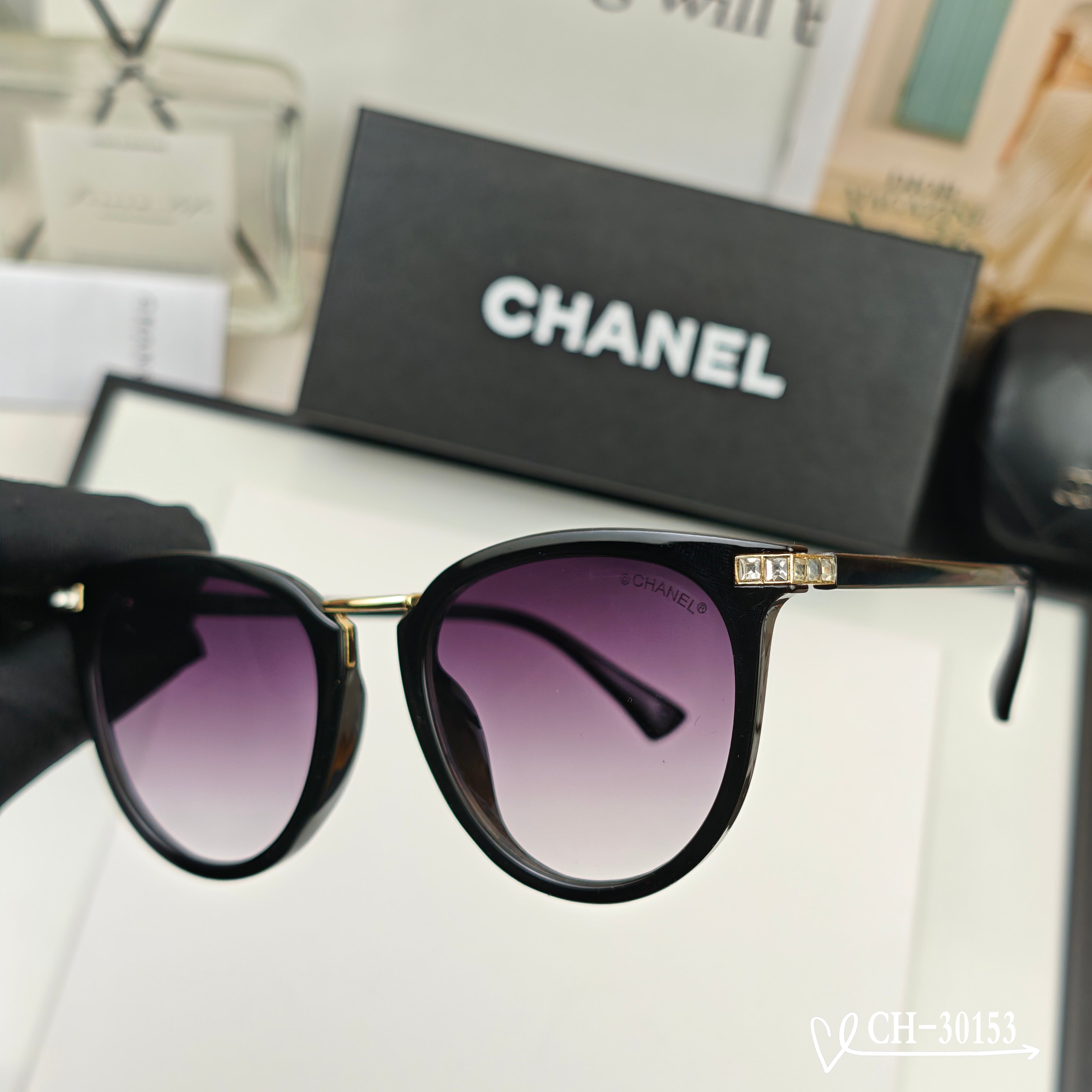 👓.【法国香奈儿-CHANEL】 🕶.【宝丽来树脂高清镜片】 ⭐️.【TR镜架-轻便佩戴舒适】 🌟.【s