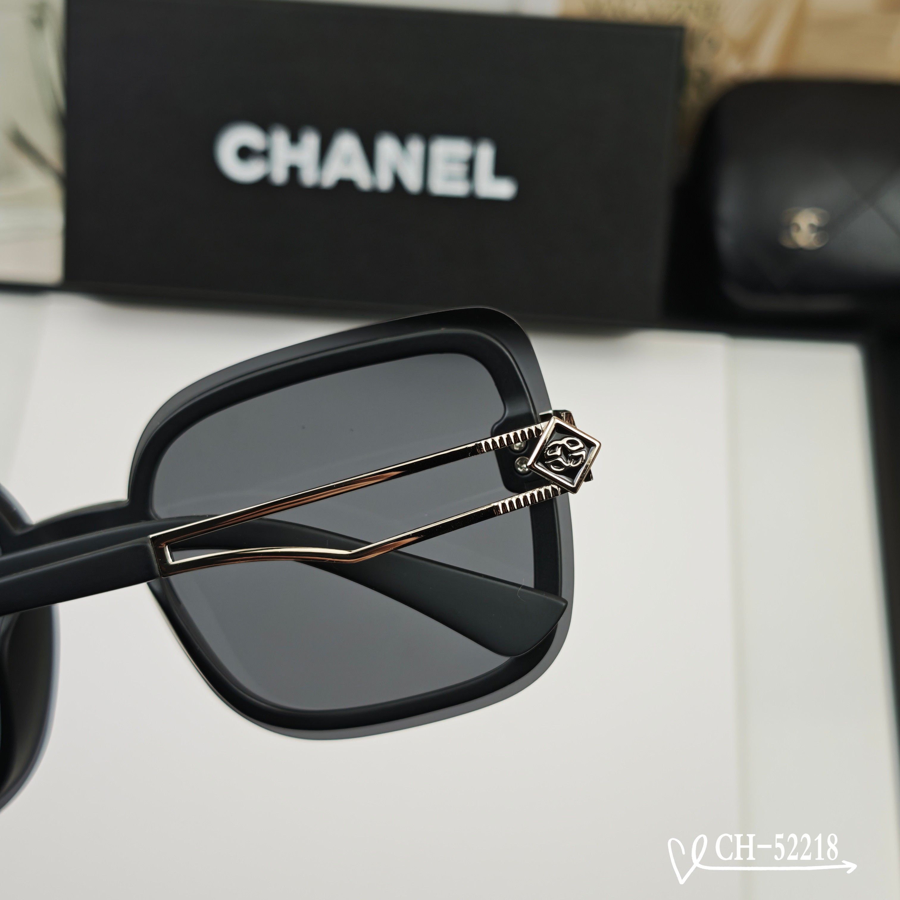 👓.【法国香奈儿-CHANEL】 🕶.【宝丽来树脂高清镜片】 ⭐️.【TR镜架-轻便佩戴舒适】 🌟.【s