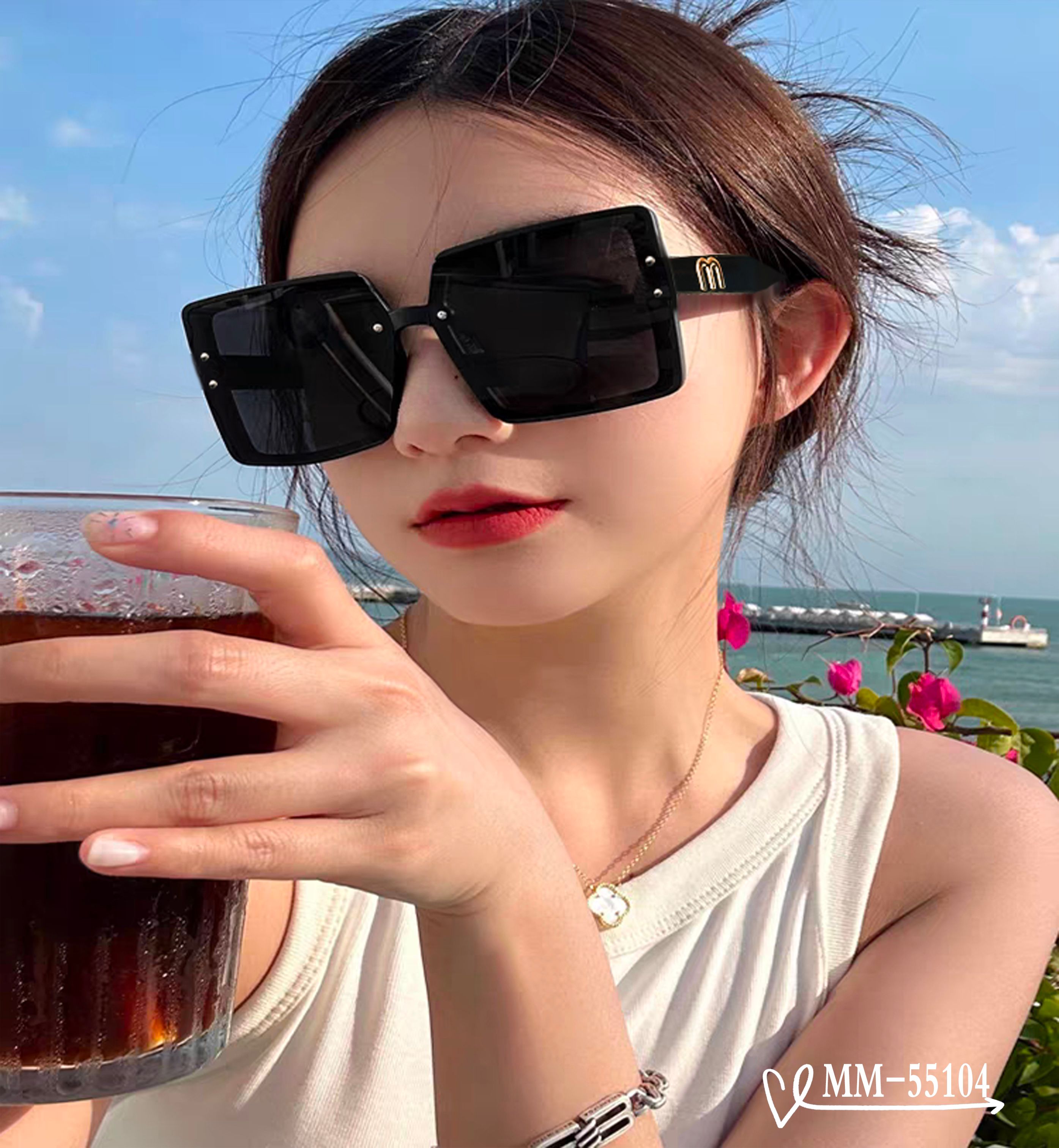 👓.【意大利谬谬-miumiu】 🕶.【宝丽来树脂偏光镜片】 ⭐️.【TR90镜架轻便佩戴舒适】 🌟.【