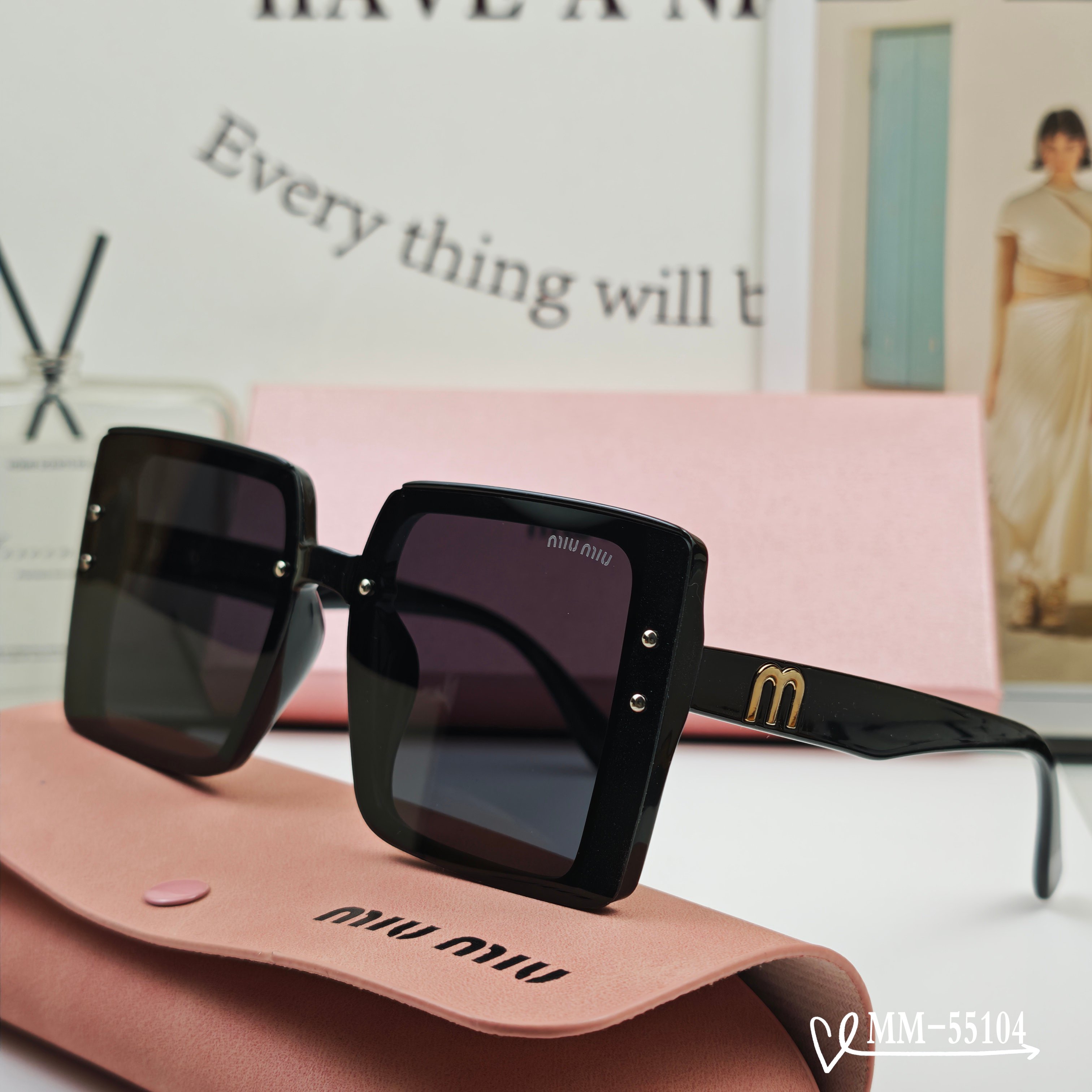 👓.【意大利谬谬-miumiu】 🕶.【宝丽来树脂偏光镜片】 ⭐️.【TR90镜架轻便佩戴舒适】 🌟.【