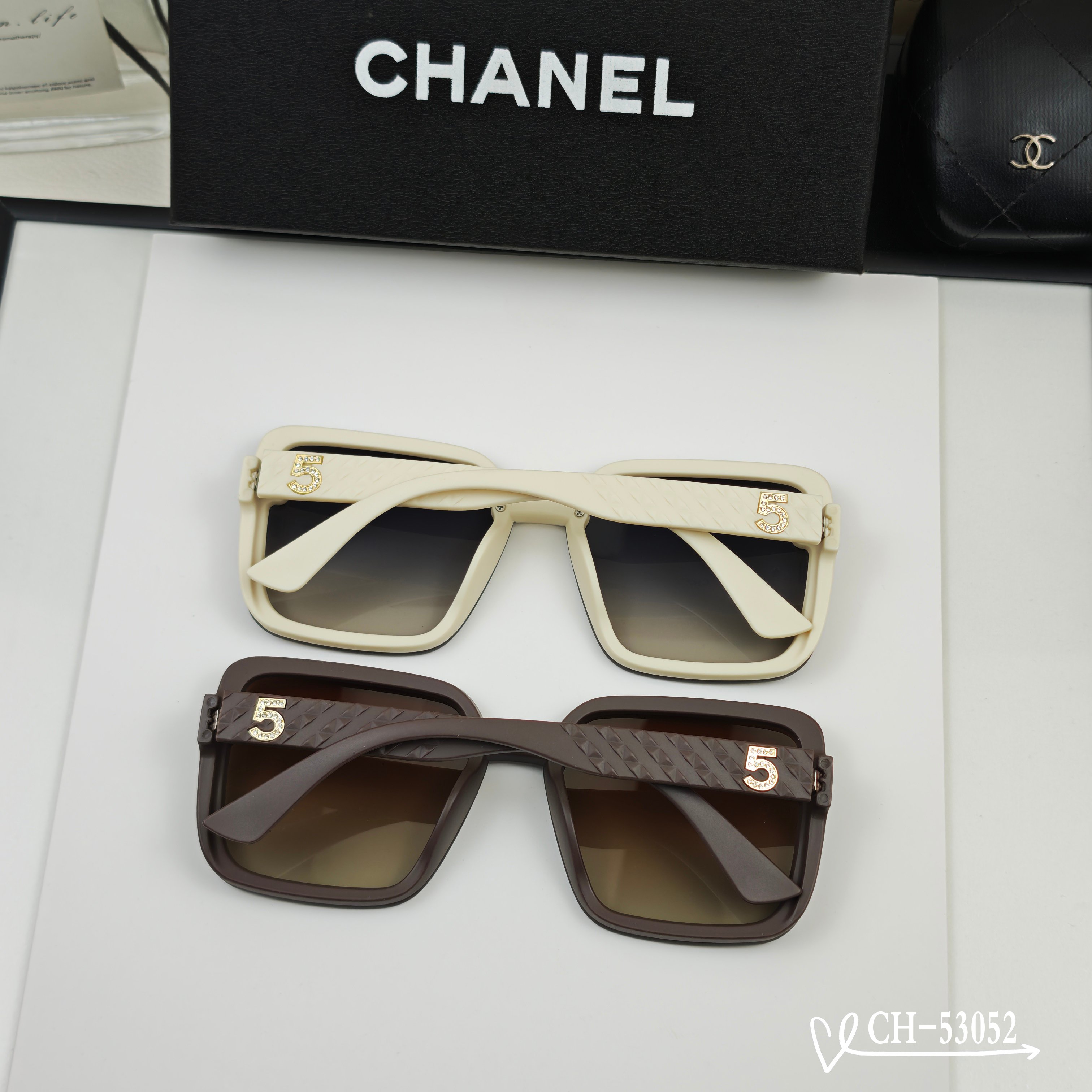 👓.【法国香奈儿-CHANEL】 🕶.【宝丽来树脂高清镜片】 ⭐️.【TR镜架-轻便佩戴舒适】 🌟.【s