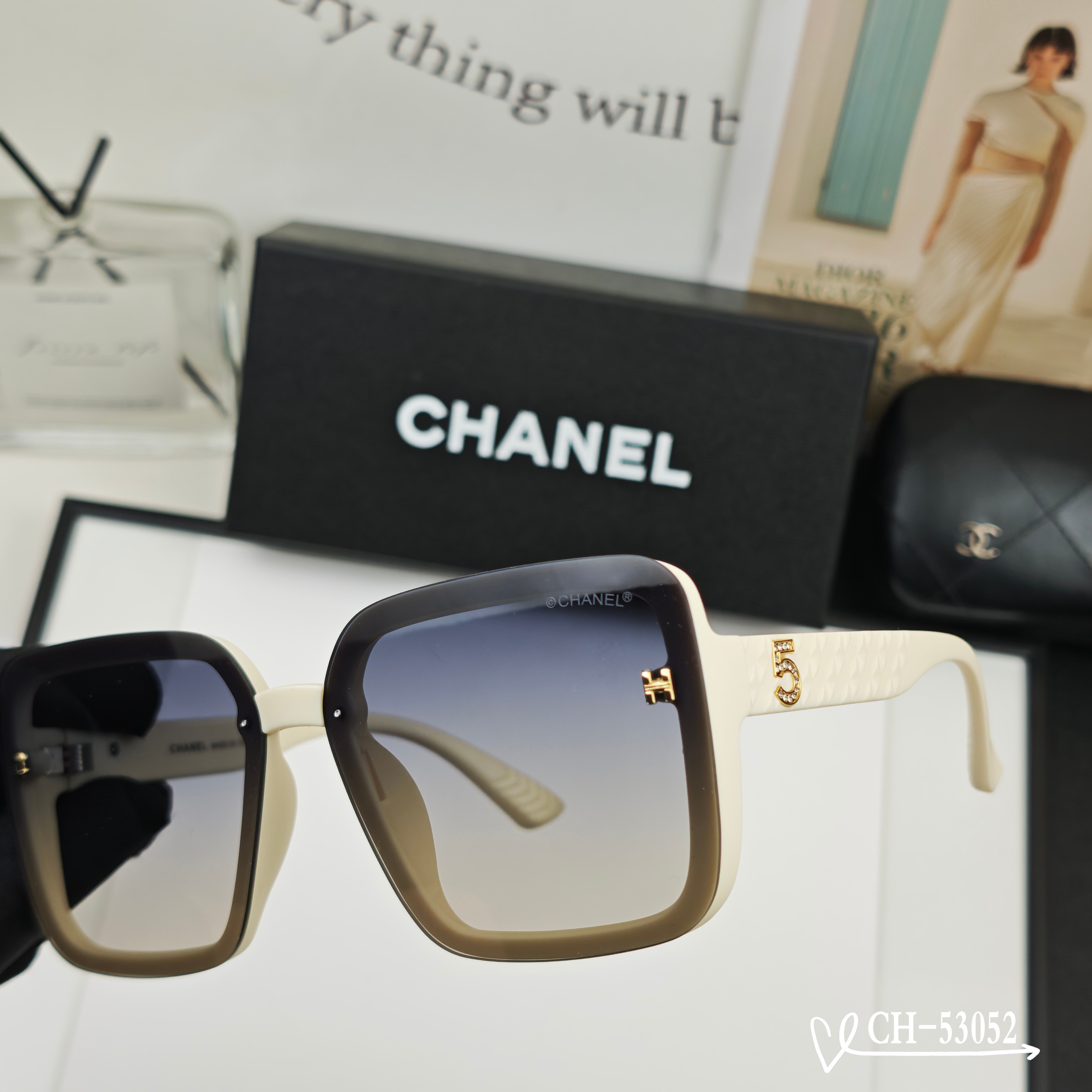 👓.【法国香奈儿-CHANEL】 🕶.【宝丽来树脂高清镜片】 ⭐️.【TR镜架-轻便佩戴舒适】 🌟.【s