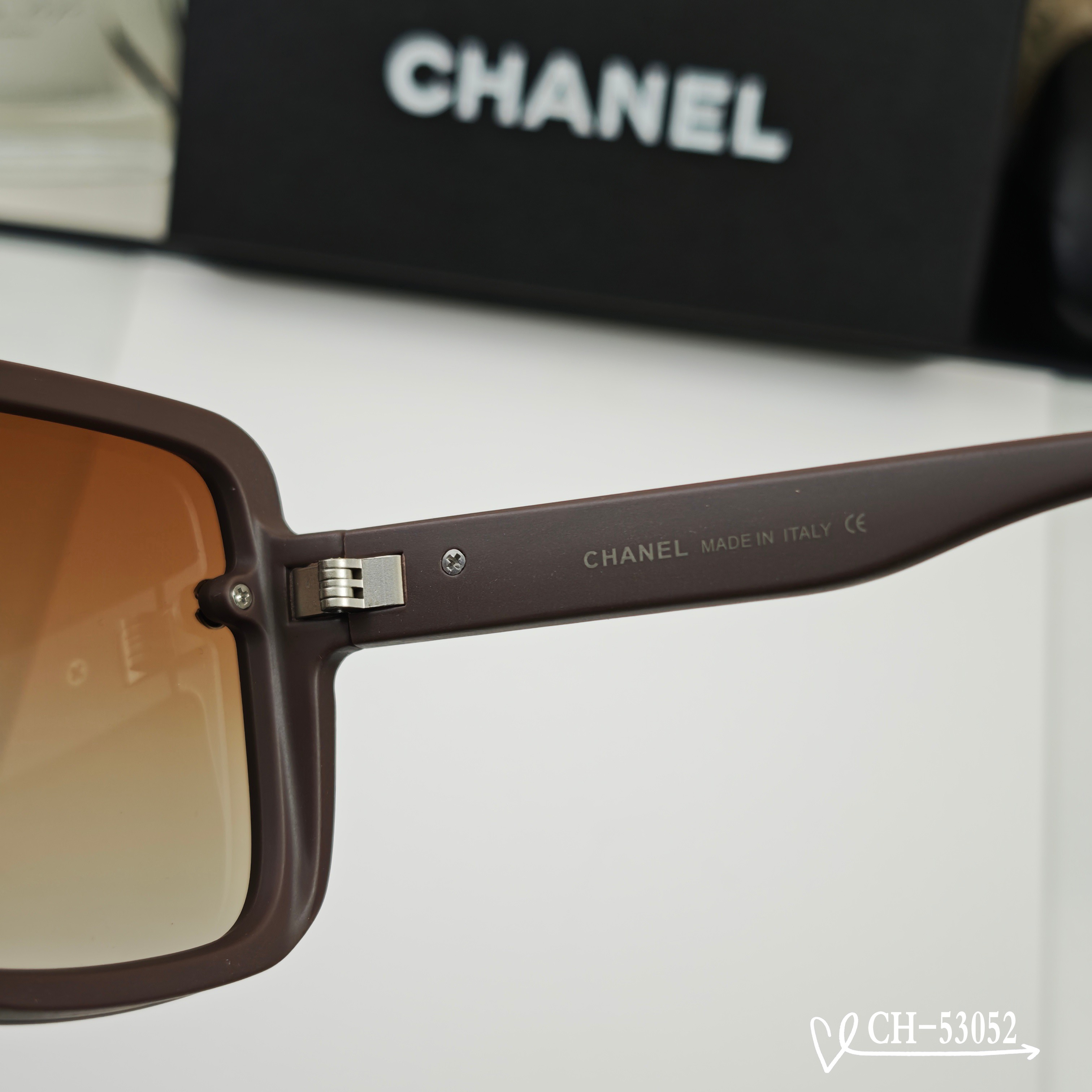 👓.【法国香奈儿-CHANEL】 🕶.【宝丽来树脂高清镜片】 ⭐️.【TR镜架-轻便佩戴舒适】 🌟.【s