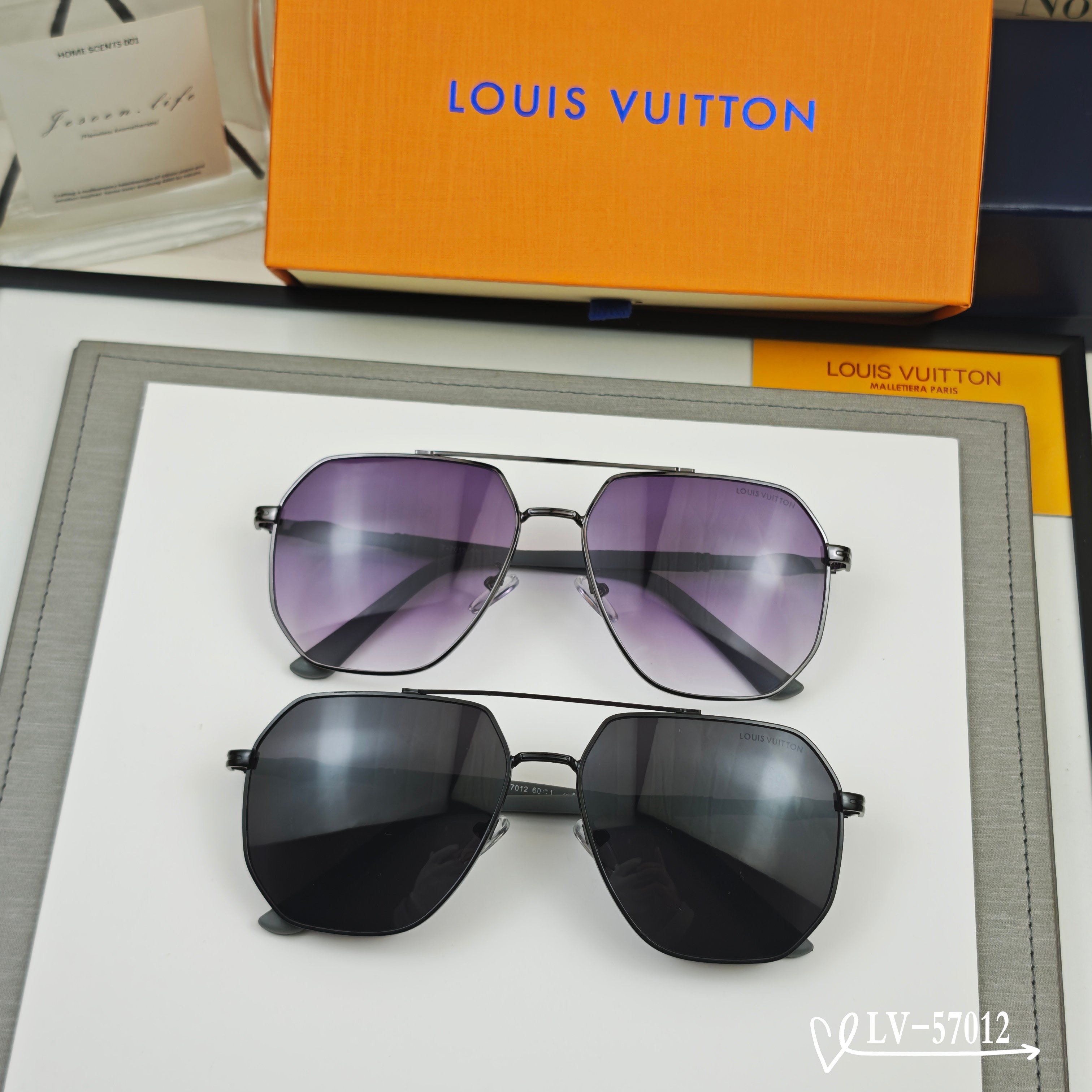👓.【LV-路易威登】 🕶️.【宝丽来树脂偏光镜片】 ⭐️.【金属镜架轻便佩戴舒适】 🌟.【size 5