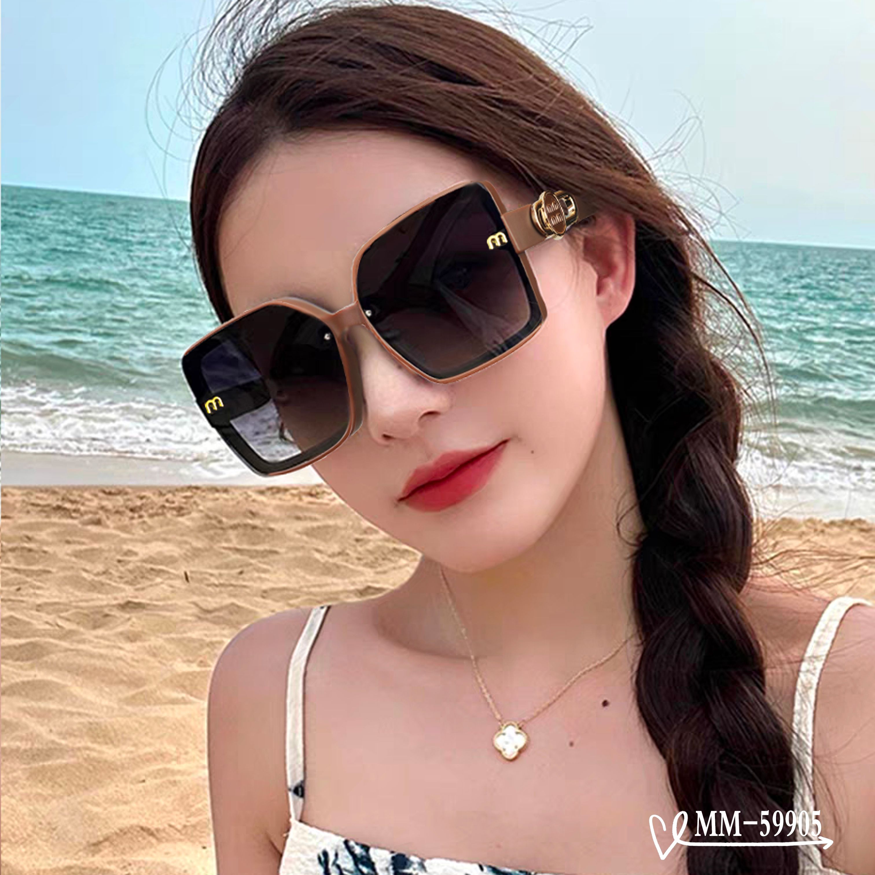 👓.【意大利谬谬-miumiu】 🕶.【宝丽来树脂偏光镜片】 ⭐️.【TR90镜架轻便佩戴舒适】 🌟.【