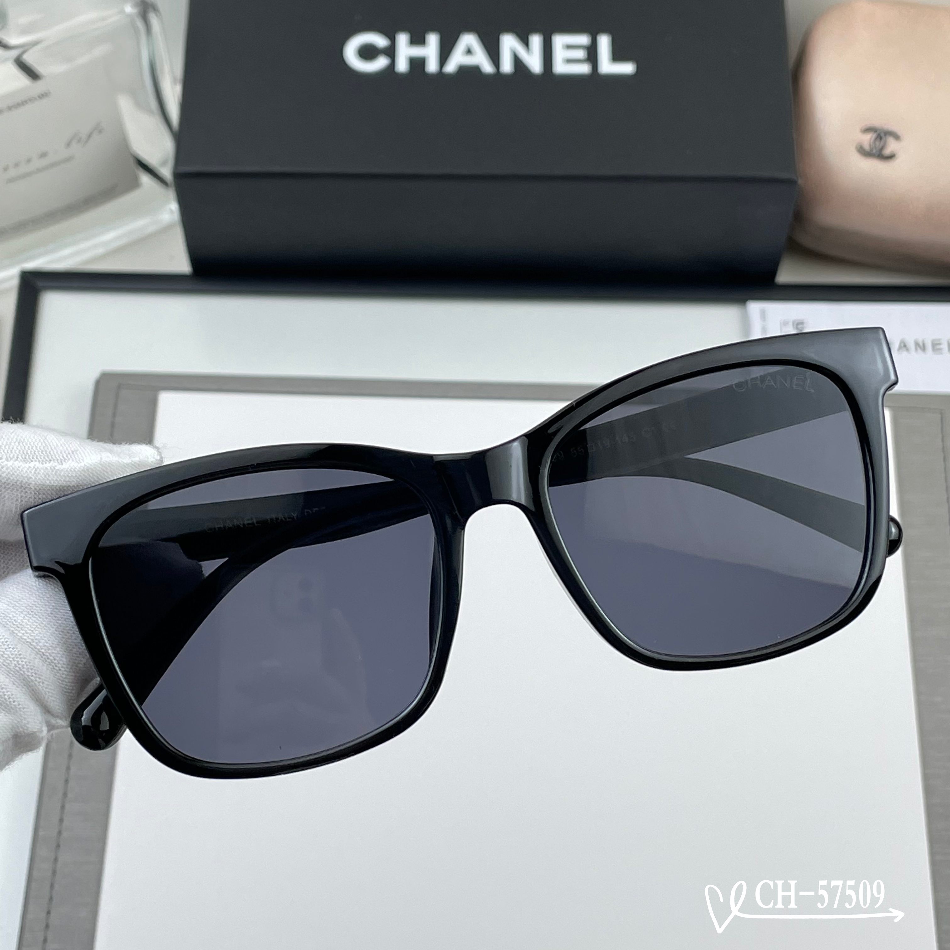 👓.【法国香奈儿-CHANEL】 🕶.【宝丽来树脂高清镜片】 ⭐️.【TR镜架-轻便佩戴舒适】 🌟.【s