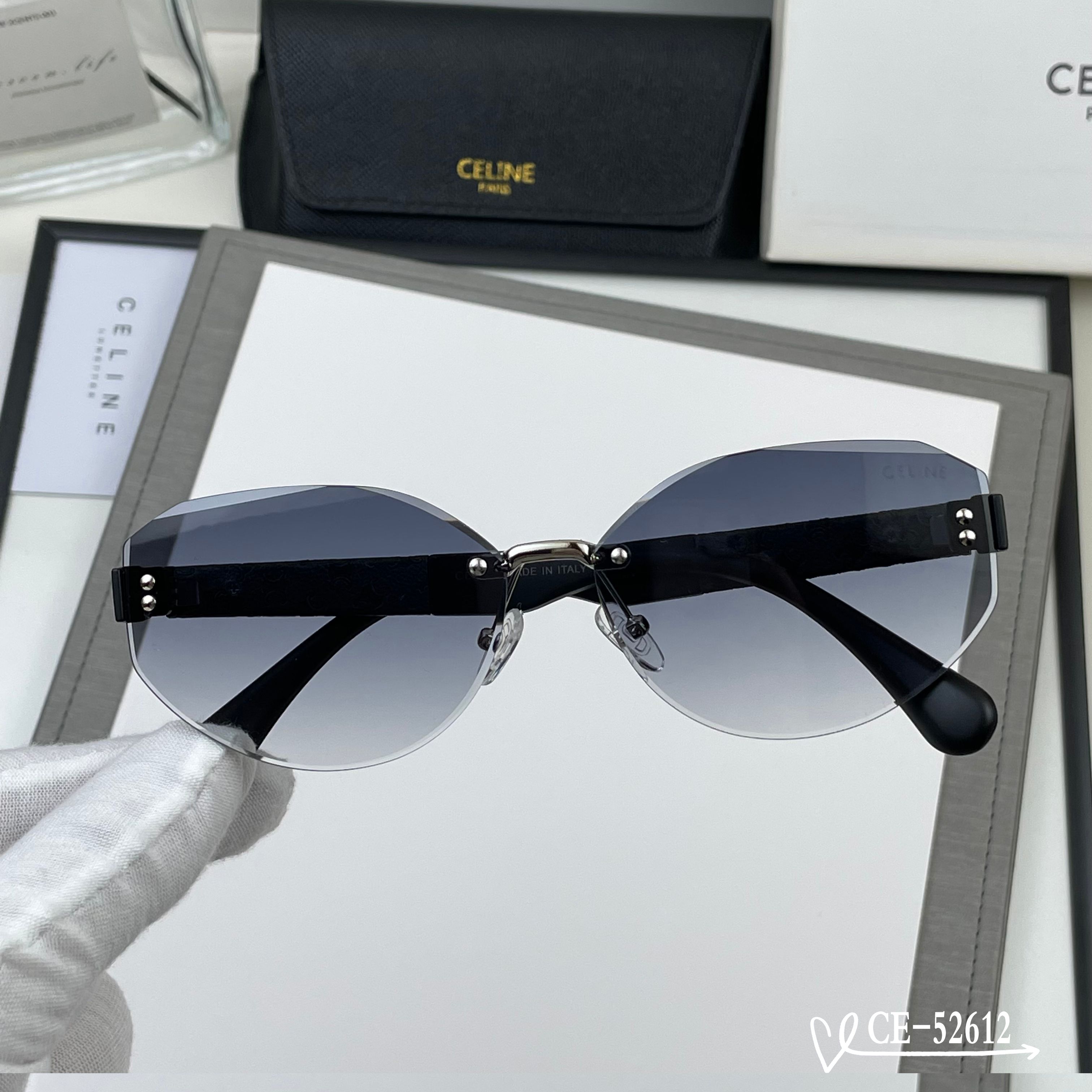 👓.【法国塞林-CELINE】 🕶️.【宝丽来树脂偏光镜片】 ⭐️.【TR90镜架轻便佩戴舒适】 🌟.【