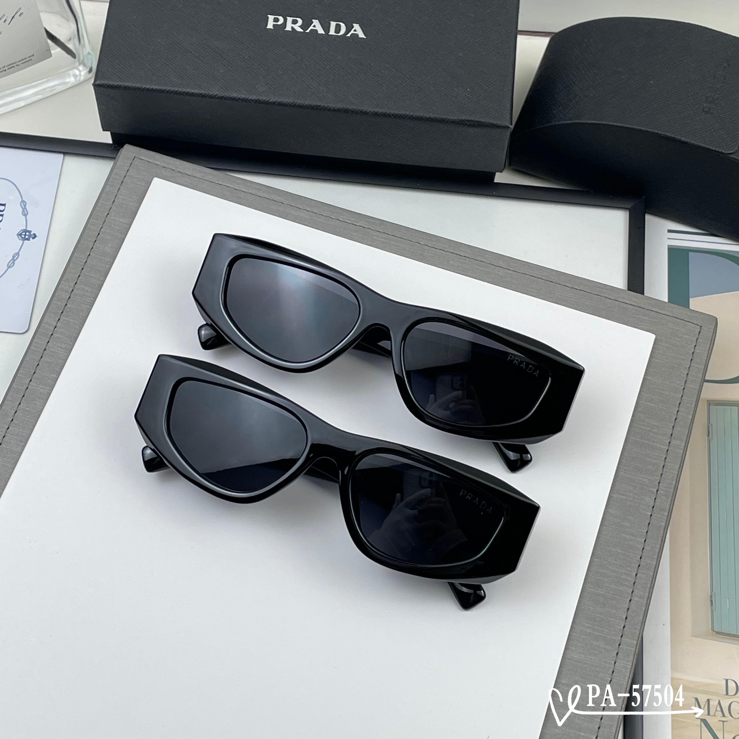 👓.【PRADA-普拉达】 🕶.【宝丽来树脂镜片】 ⭐️.【TR镜架轻便佩戴舒适】 🌟.【size：65