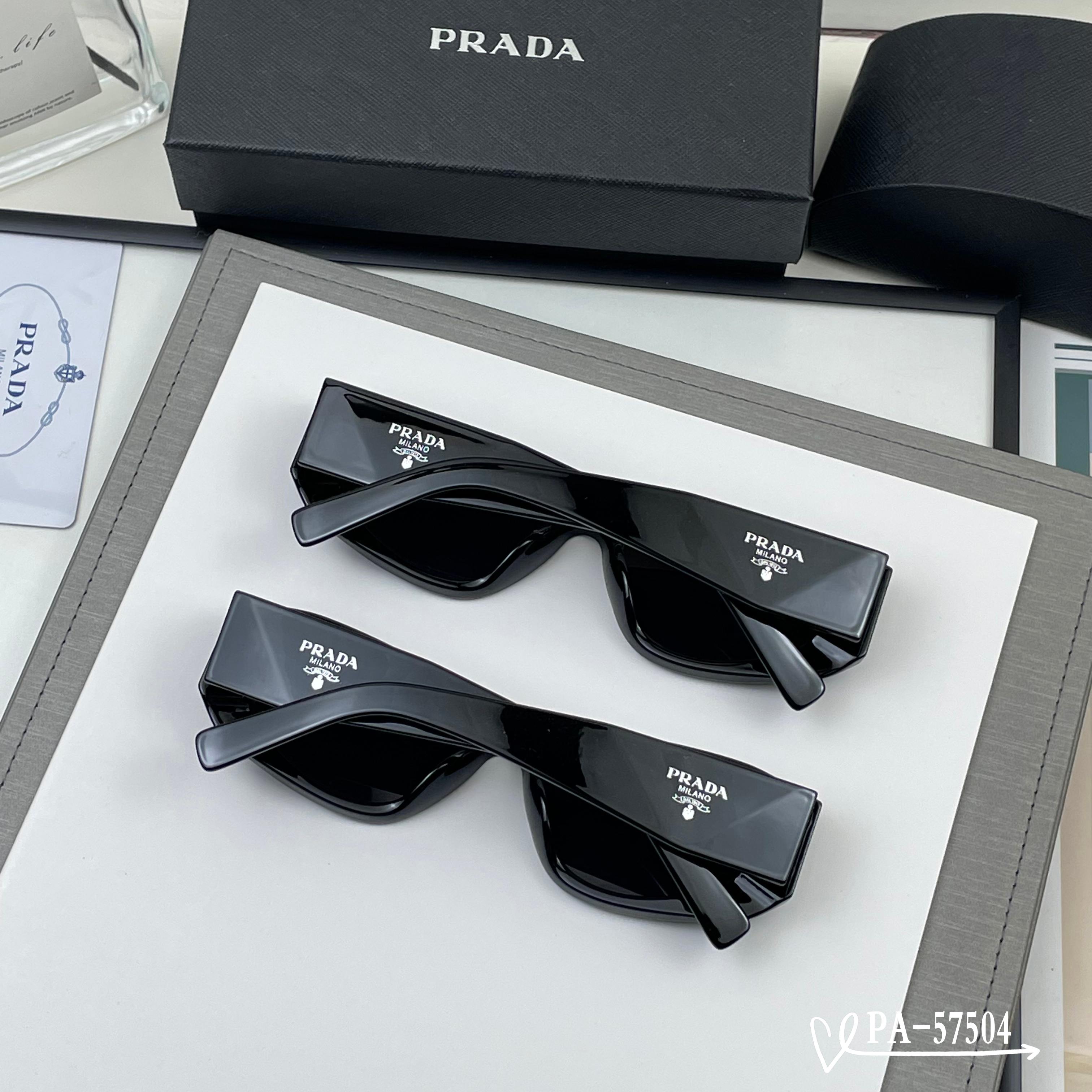 👓.【PRADA-普拉达】 🕶.【宝丽来树脂镜片】 ⭐️.【TR镜架轻便佩戴舒适】 🌟.【size：65
