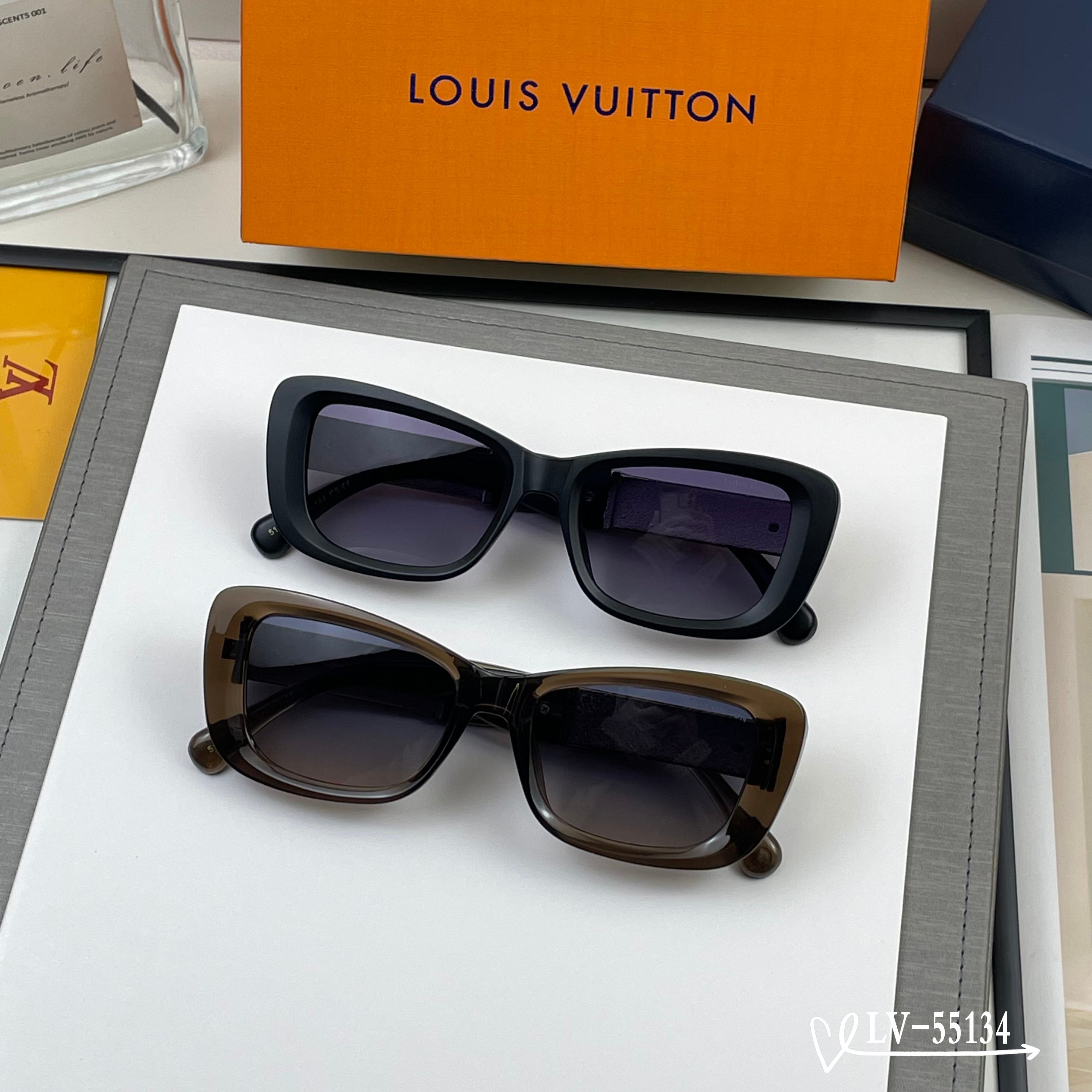 👓.【路易威登-LV】 🕶.【宝丽来树脂镜片】 ⭐️.【TR镜架轻便佩戴舒适】 🌟.【size：65-1