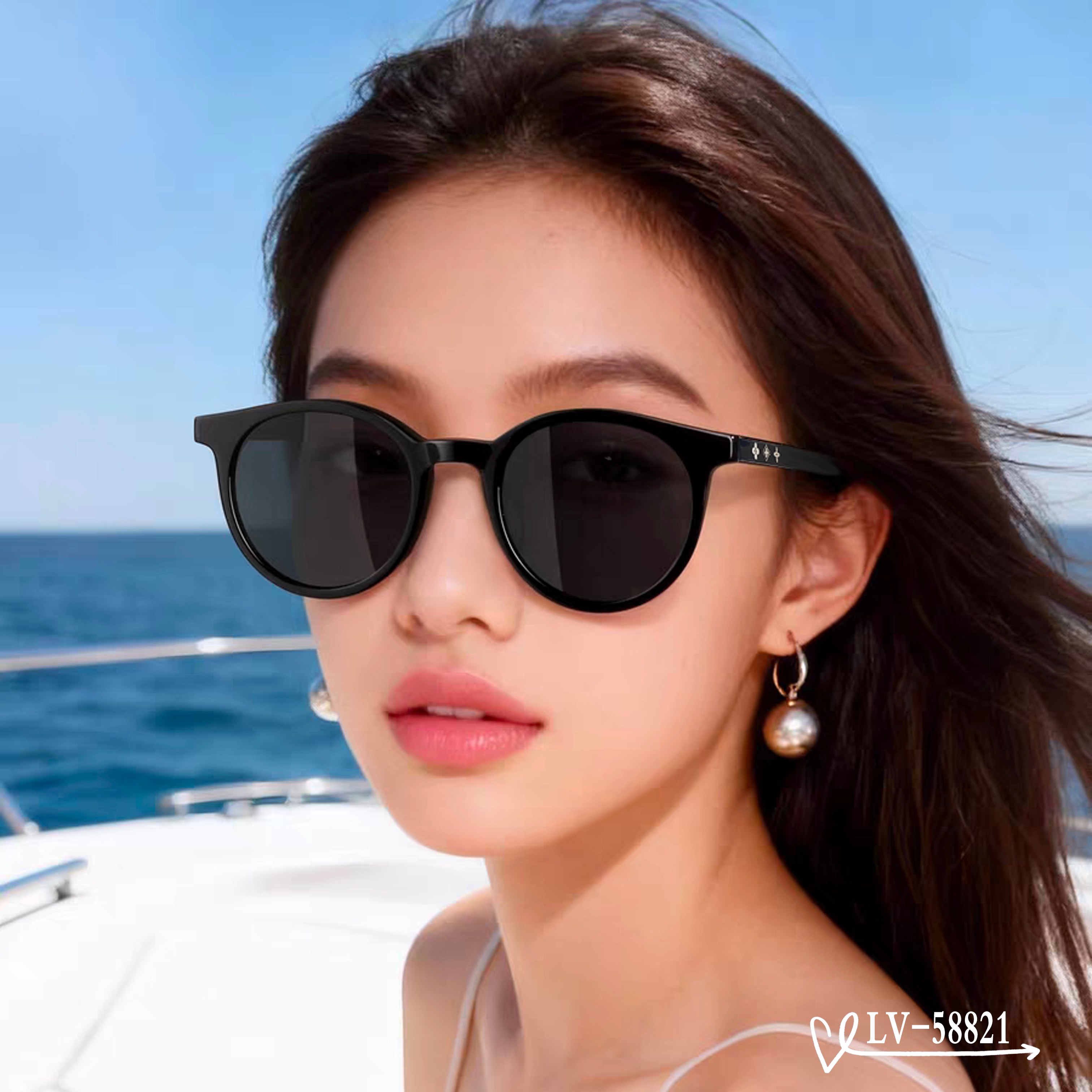 👓.【路易威登-LV】 🕶.【宝丽来树脂镜片】 ⭐️.【TR镜架轻便佩戴舒适】 🌟.【size：65-1