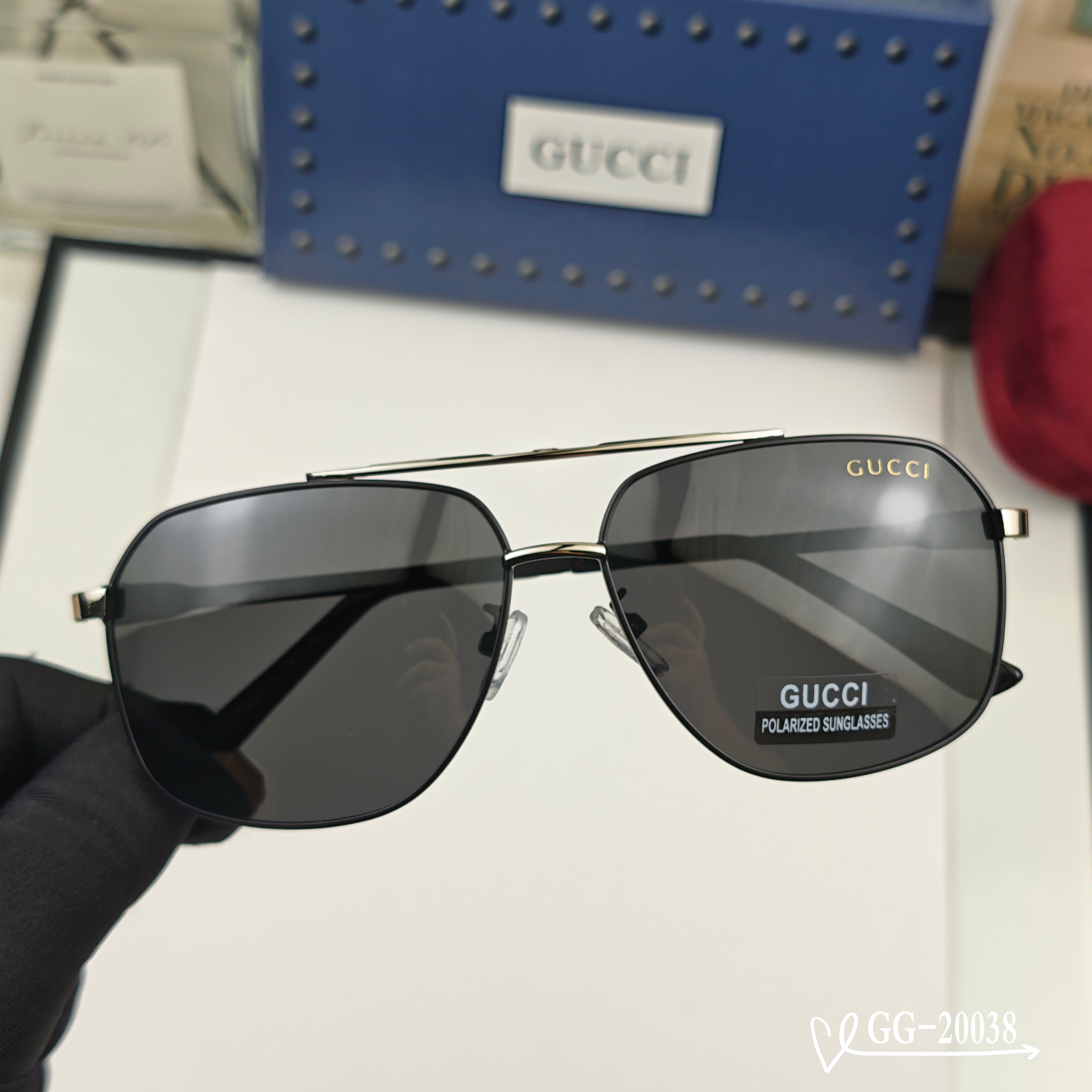 👓.【意大利古琦-GUCCI】 🕶.【宝丽来树脂偏光镜片】 ⭐️ .【精钢镜架-轻便佩戴舒适】 🌟 .【