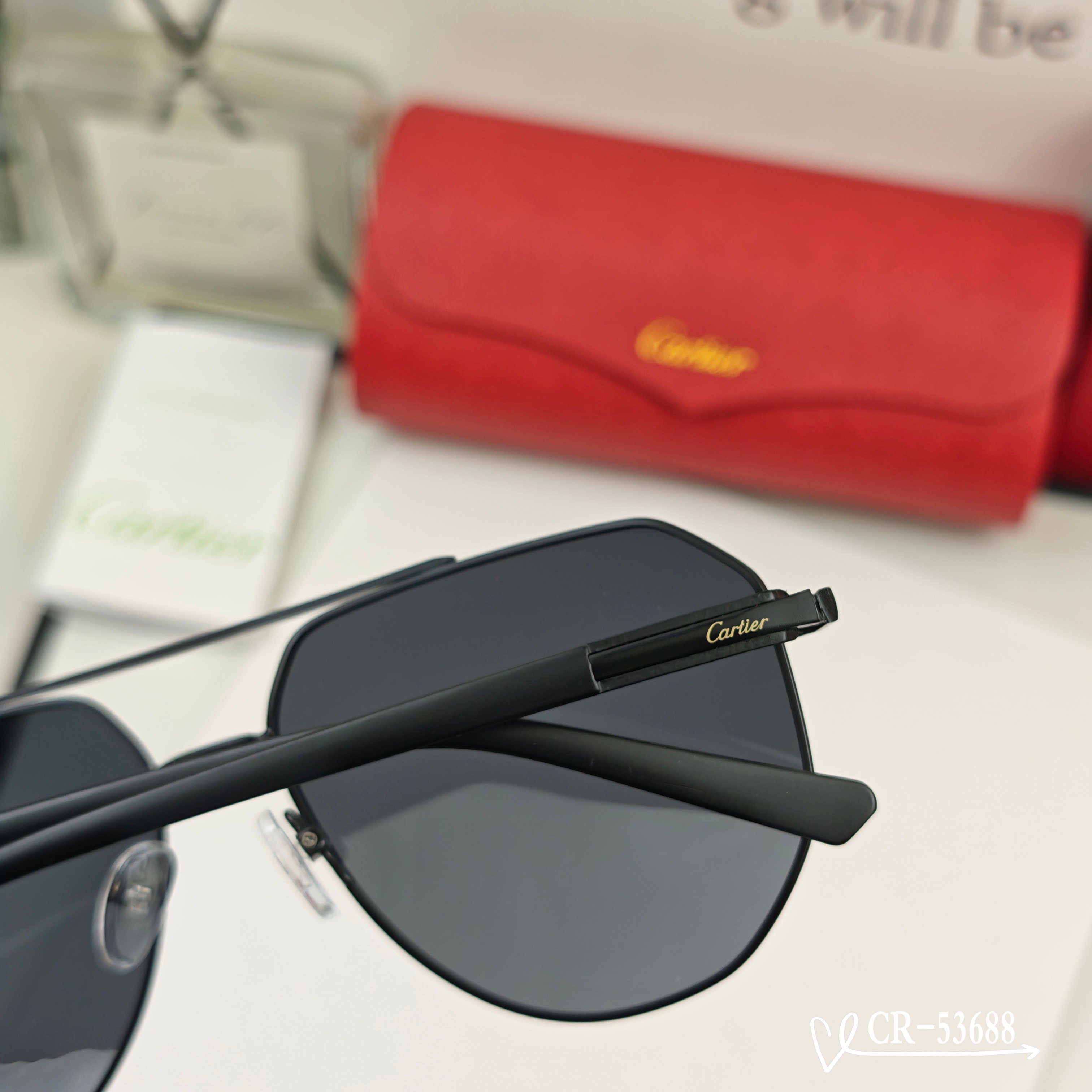 👓.【法国卡地亚-Cartier】 🕶.【宝丽来树脂偏光镜片】 ⭐️ .【金属镜架轻便佩戴舒适】 🌟 .