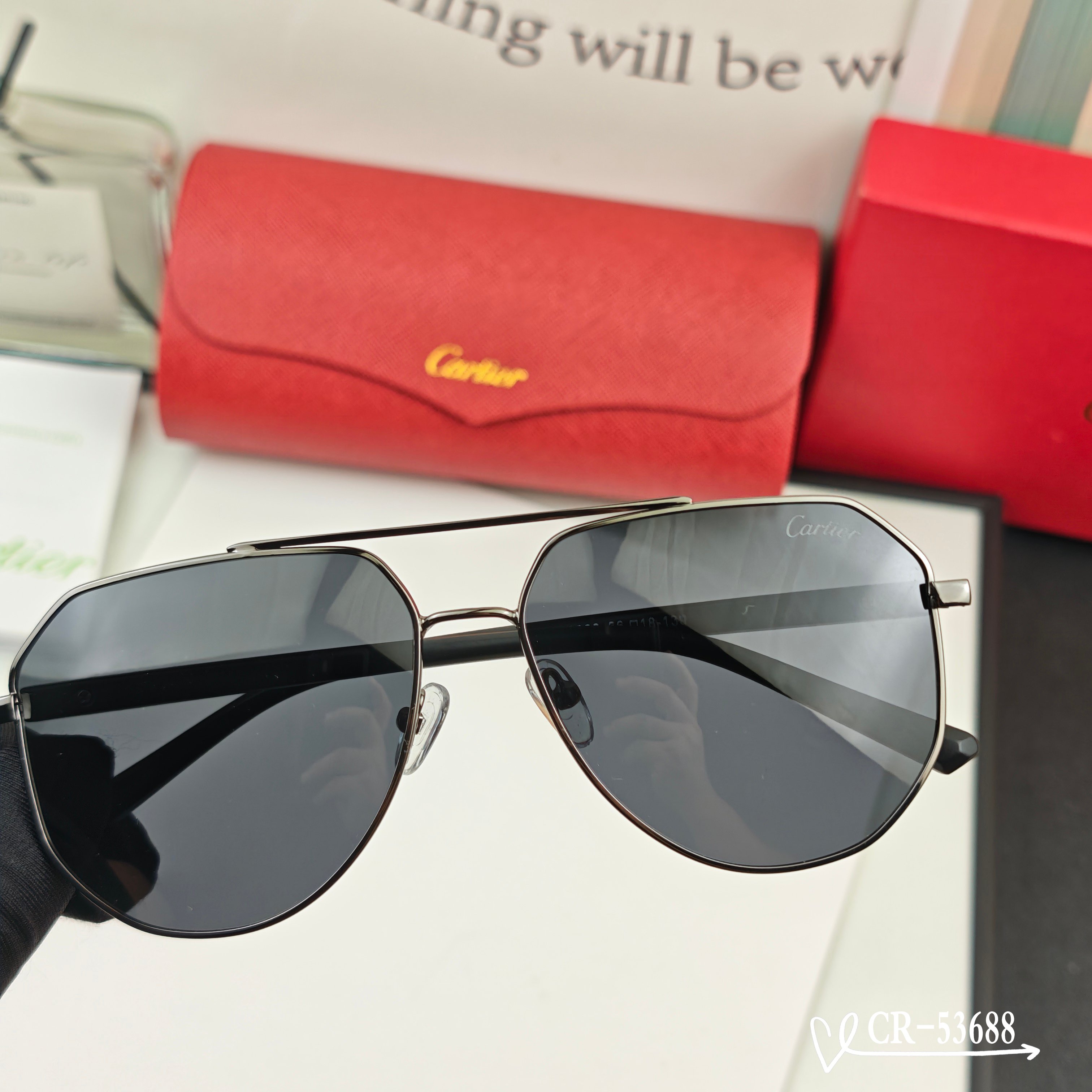 👓.【法国卡地亚-Cartier】 🕶.【宝丽来树脂偏光镜片】 ⭐️ .【金属镜架轻便佩戴舒适】 🌟 .