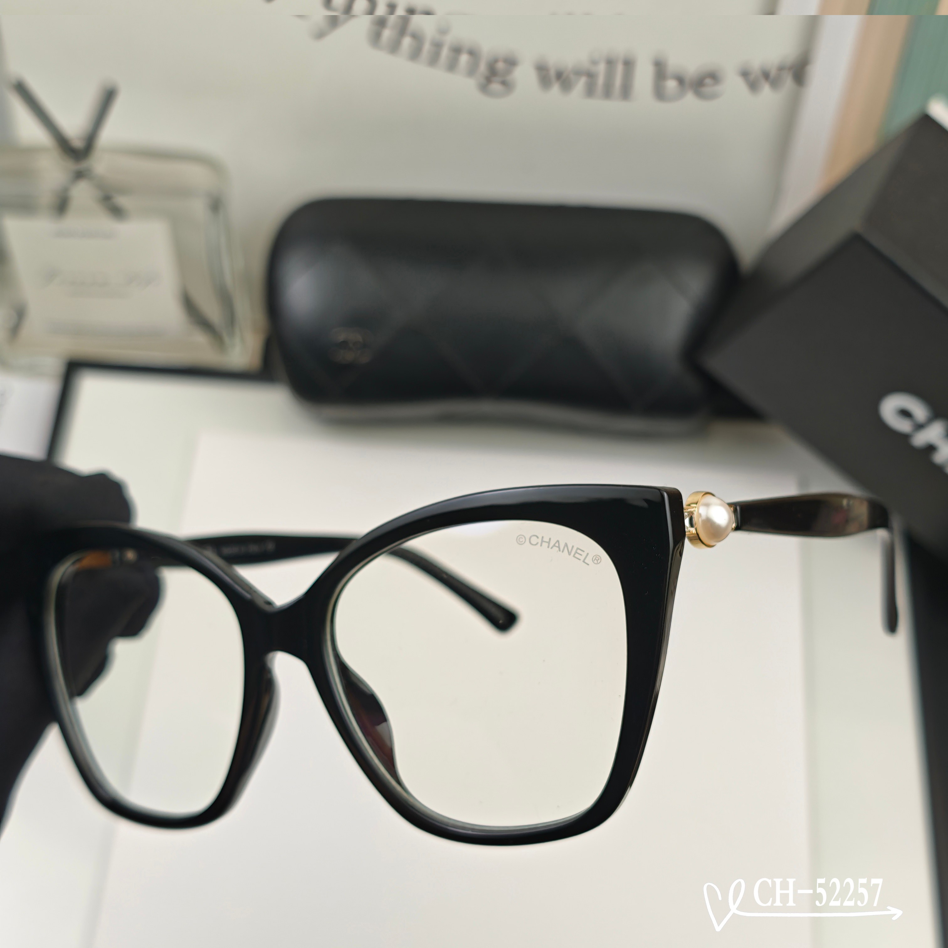 👓.【法国香奈儿-CHANEL】 🕶.【宝丽来树脂高清镜片】 ⭐️.【PC镜架-轻便佩戴舒适】 🌟.【s