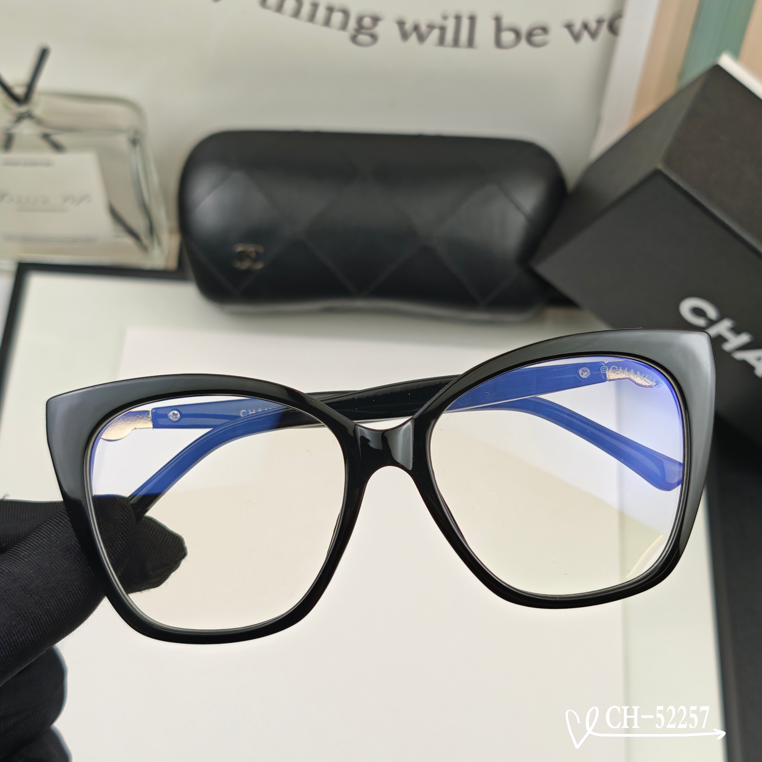 👓.【法国香奈儿-CHANEL】 🕶.【宝丽来树脂高清镜片】 ⭐️.【PC镜架-轻便佩戴舒适】 🌟.【s