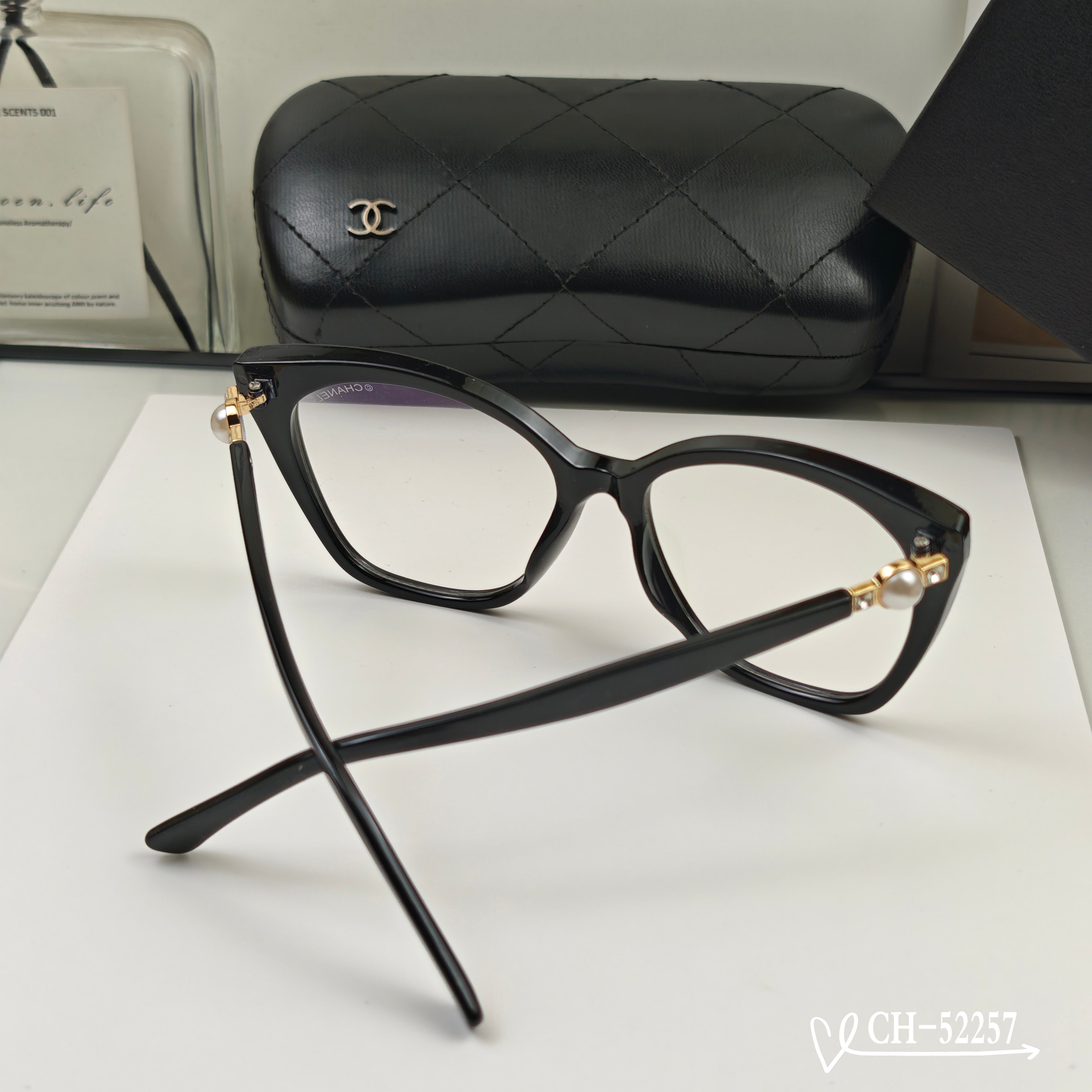 👓.【法国香奈儿-CHANEL】 🕶.【宝丽来树脂高清镜片】 ⭐️.【PC镜架-轻便佩戴舒适】 🌟.【s