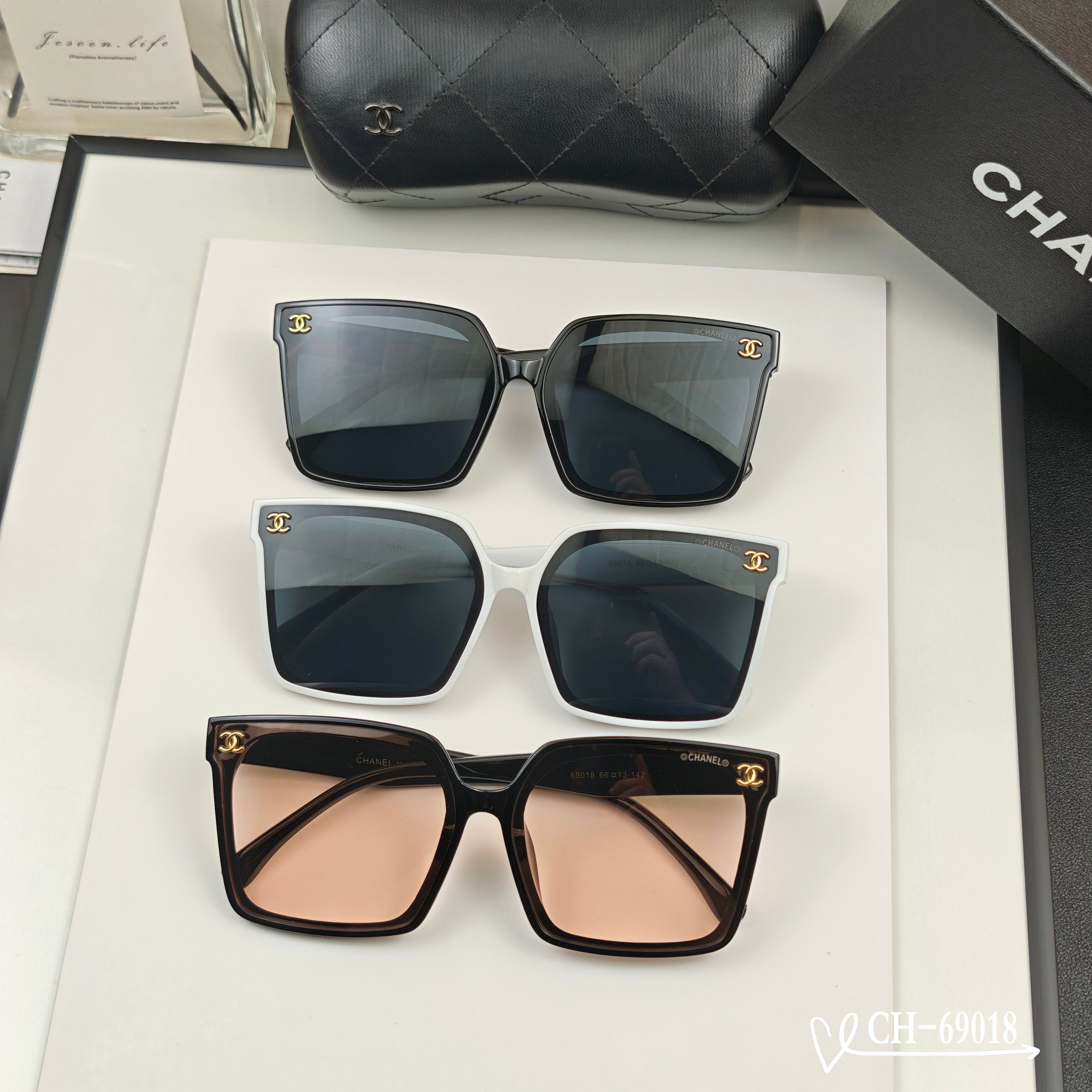 👓.【法国香奈儿-CHANEL】 🕶.【宝丽来树脂高清镜片】 ⭐️.【TR镜架-轻便佩戴舒适】 🌟.【s