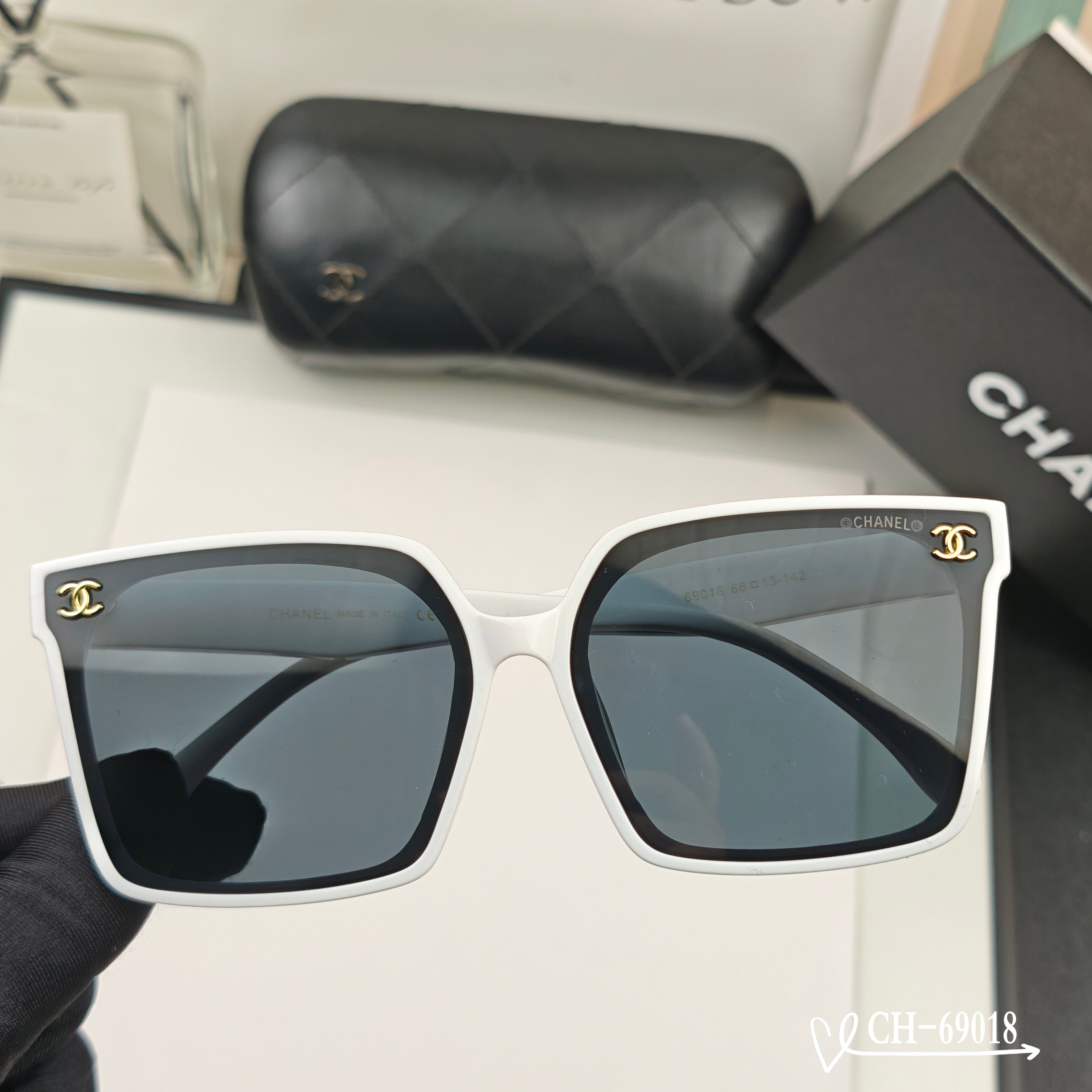 👓.【法国香奈儿-CHANEL】 🕶.【宝丽来树脂高清镜片】 ⭐️.【TR镜架-轻便佩戴舒适】 🌟.【s