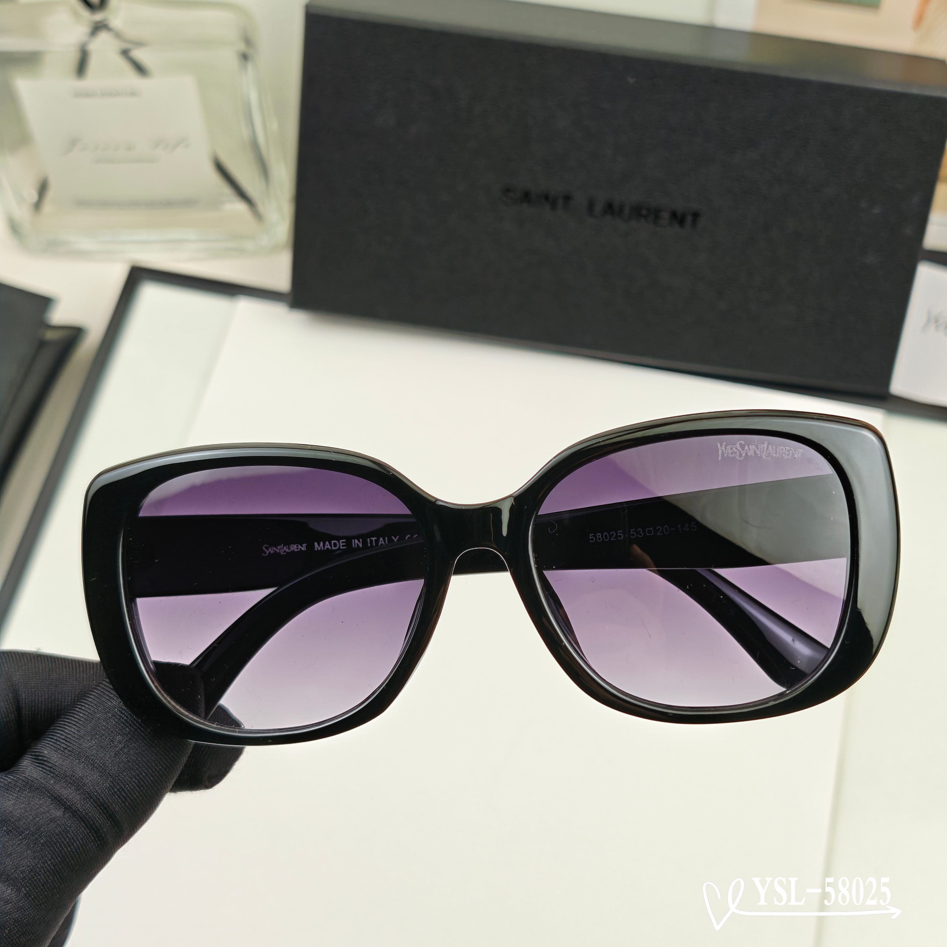 👓.【圣罗兰-ysl】 🕶.【宝丽来树脂高清镜片】 ⭐️ .【TR90镜架-轻便佩戴舒适】 🌟 .【si