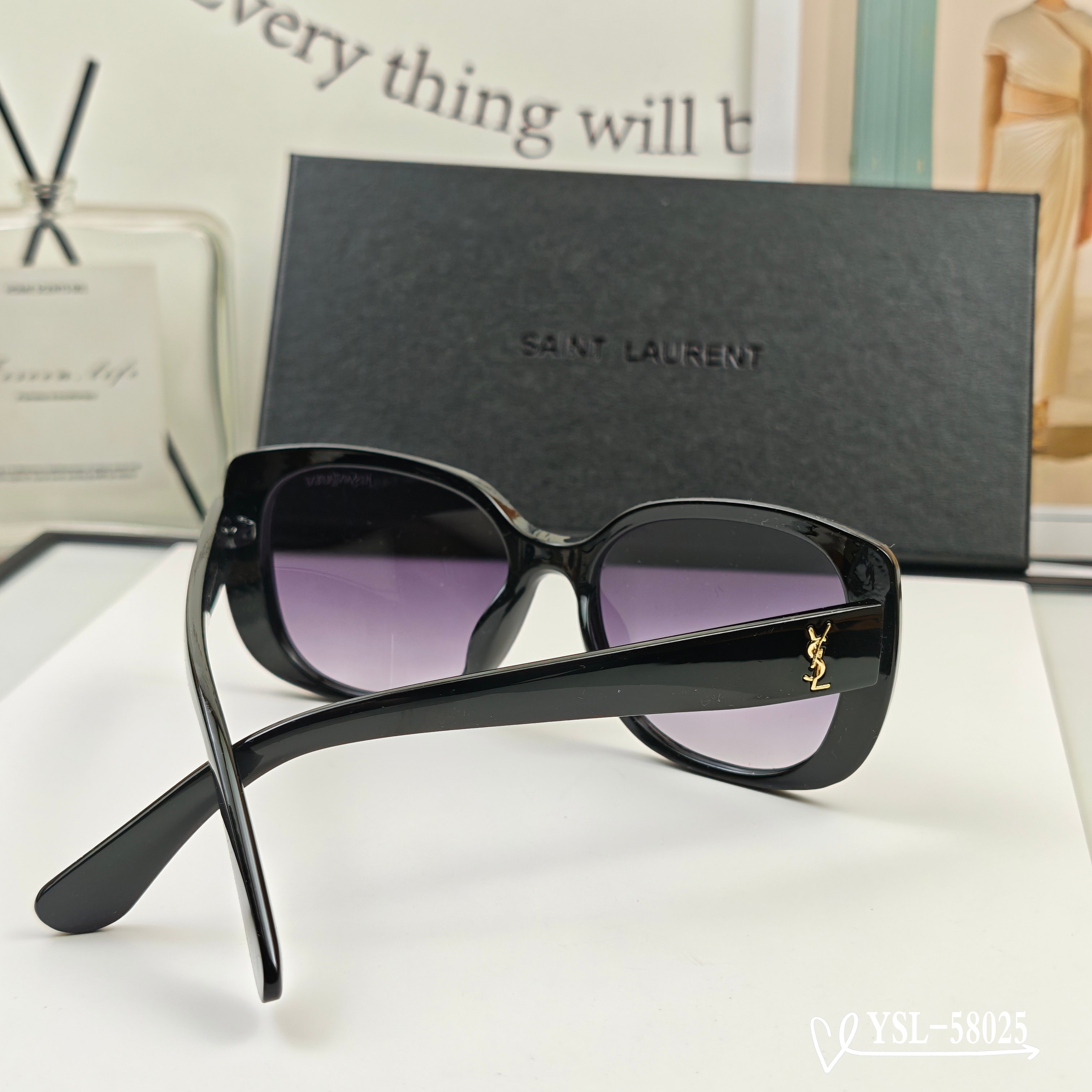 👓.【圣罗兰-ysl】 🕶.【宝丽来树脂高清镜片】 ⭐️ .【TR90镜架-轻便佩戴舒适】 🌟 .【si