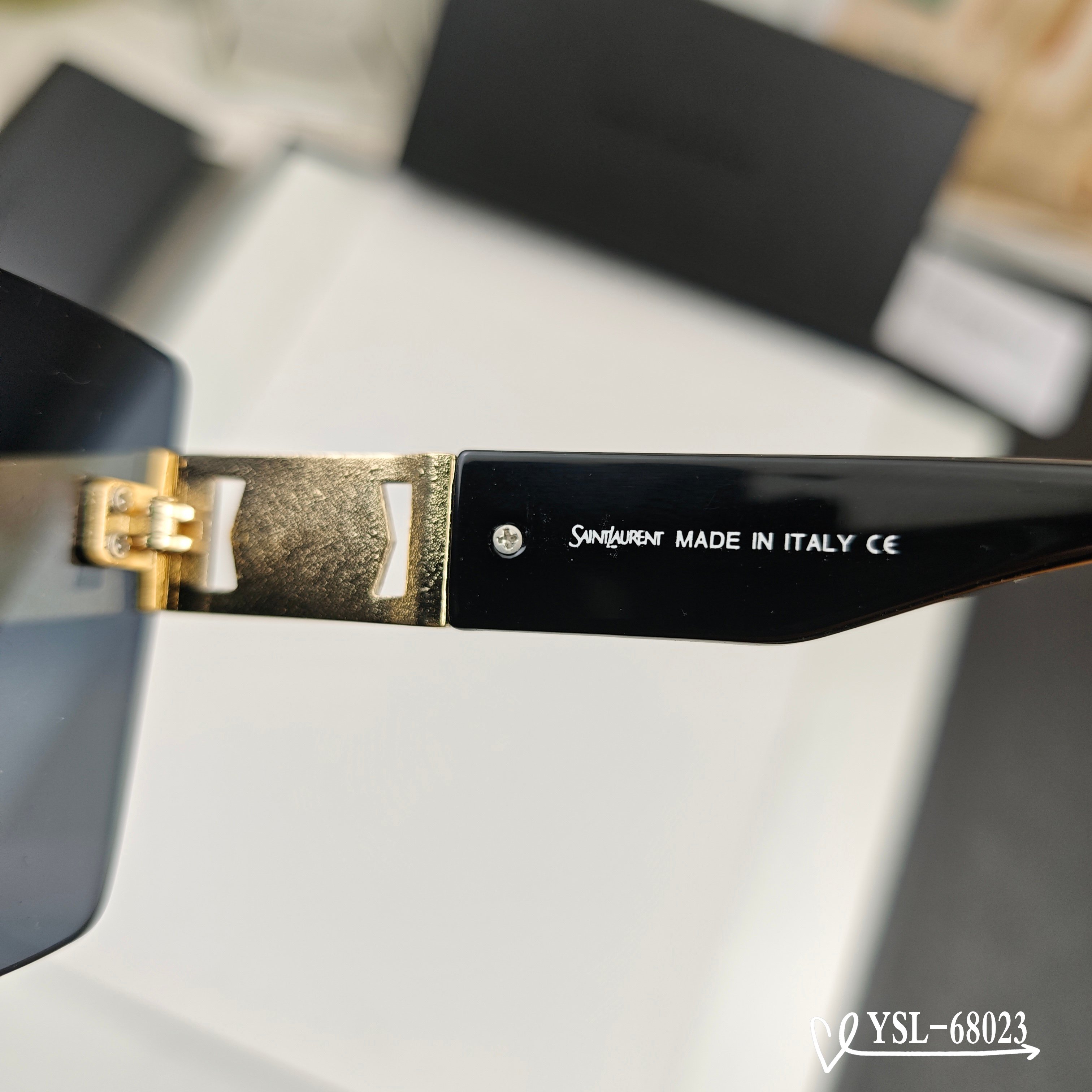 👓.【圣罗兰-ysl】 🕶.【宝丽来树脂高清镜片】 ⭐️ .【TR90镜架-轻便佩戴舒适】 🌟 .【si