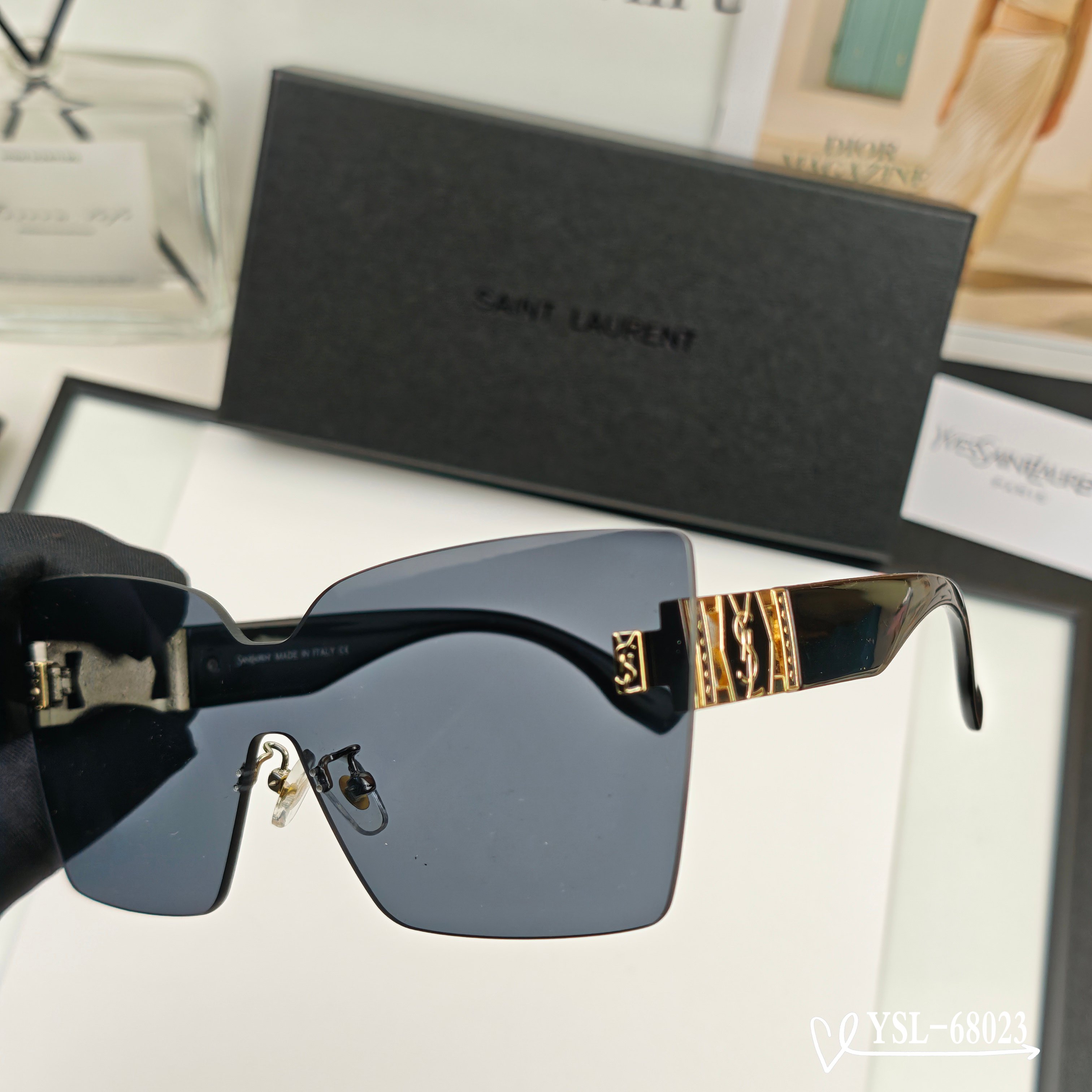 👓.【圣罗兰-ysl】 🕶.【宝丽来树脂高清镜片】 ⭐️ .【TR90镜架-轻便佩戴舒适】 🌟 .【si