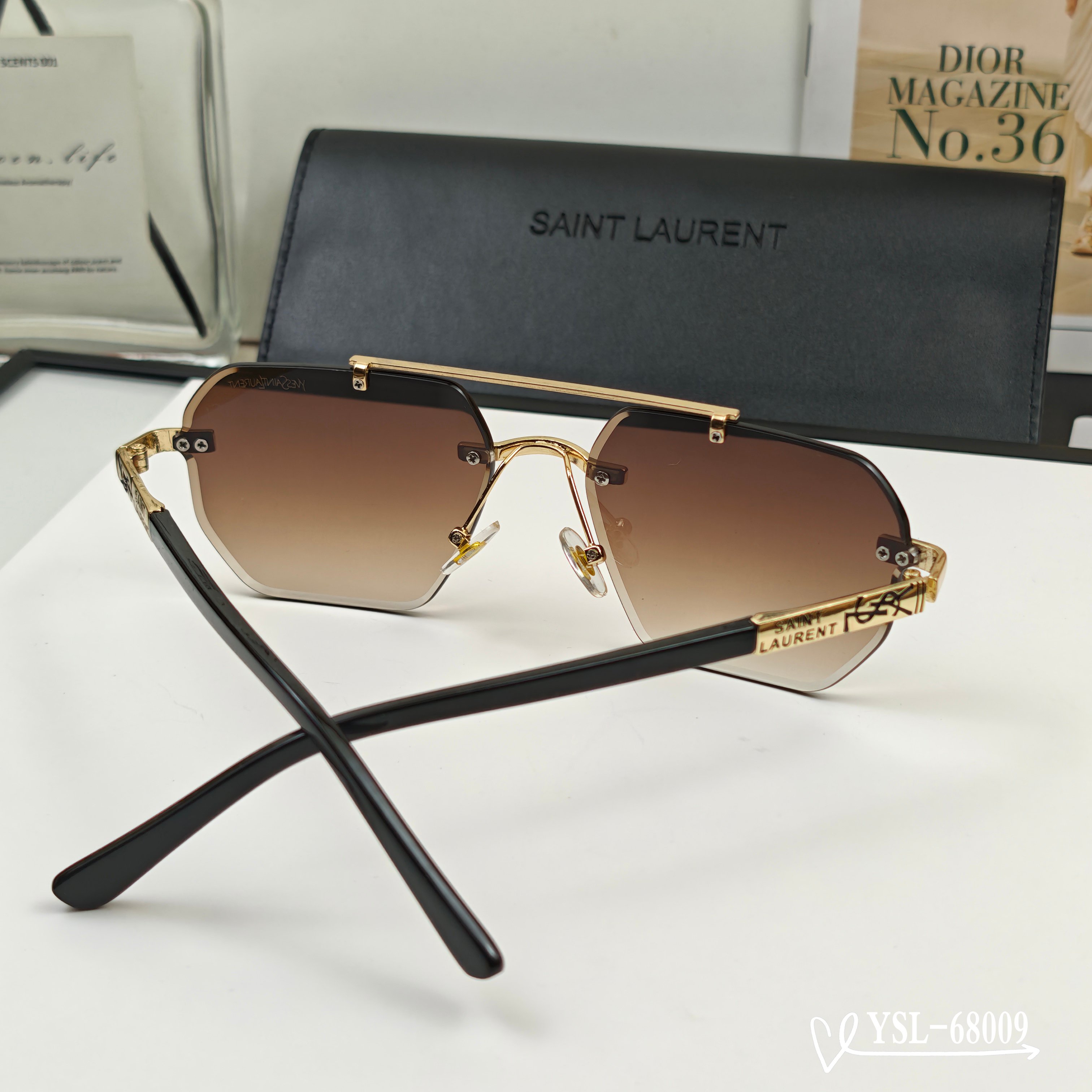 👓.【圣罗兰-ysl】 🕶.【宝丽来树脂高清镜片】 ⭐️ .【金属镜架-轻便佩戴舒适】 🌟 .【size