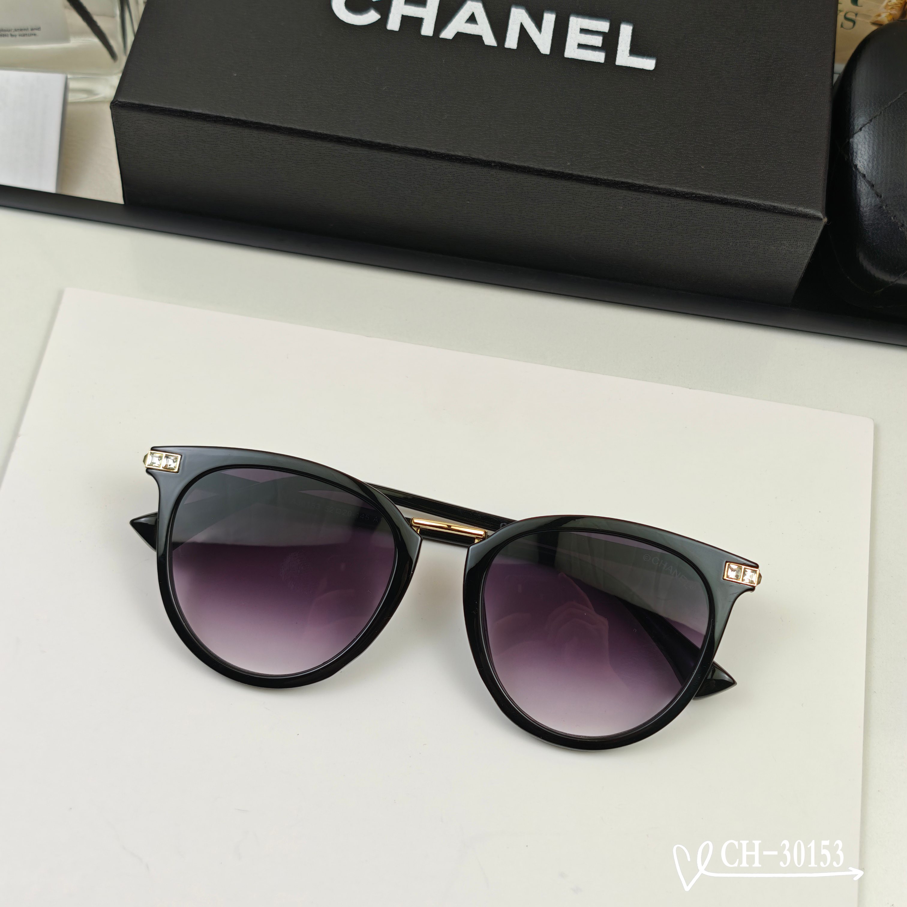 👓.【法国香奈儿-CHANEL】 🕶.【宝丽来树脂高清镜片】 ⭐️.【TR镜架-轻便佩戴舒适】 🌟.【s