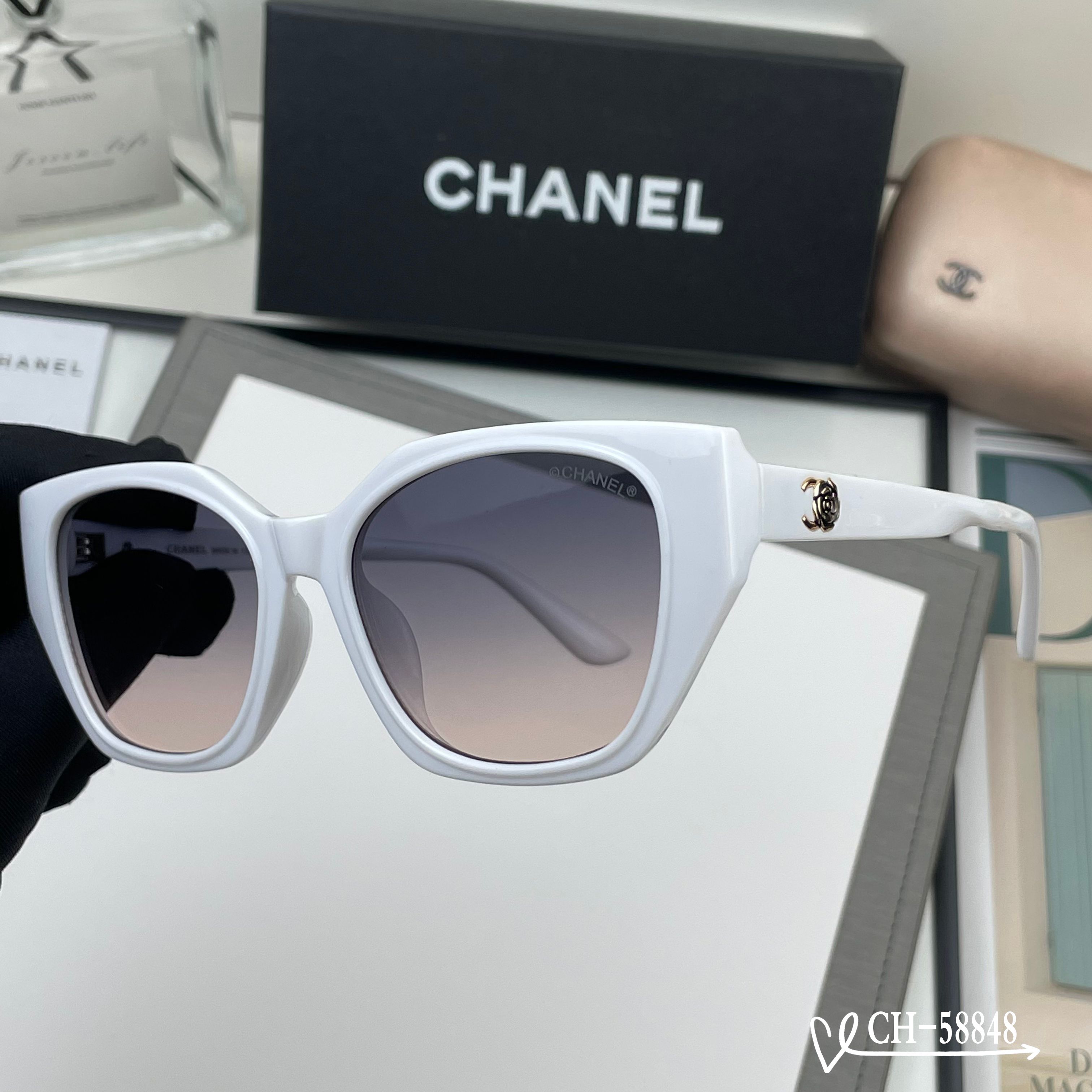 👓.【法国香奈儿-CHANEL】 🕶.【宝丽来树脂高清镜片】 ⭐️.【TR镜架-轻便佩戴舒适】 🌟.【s