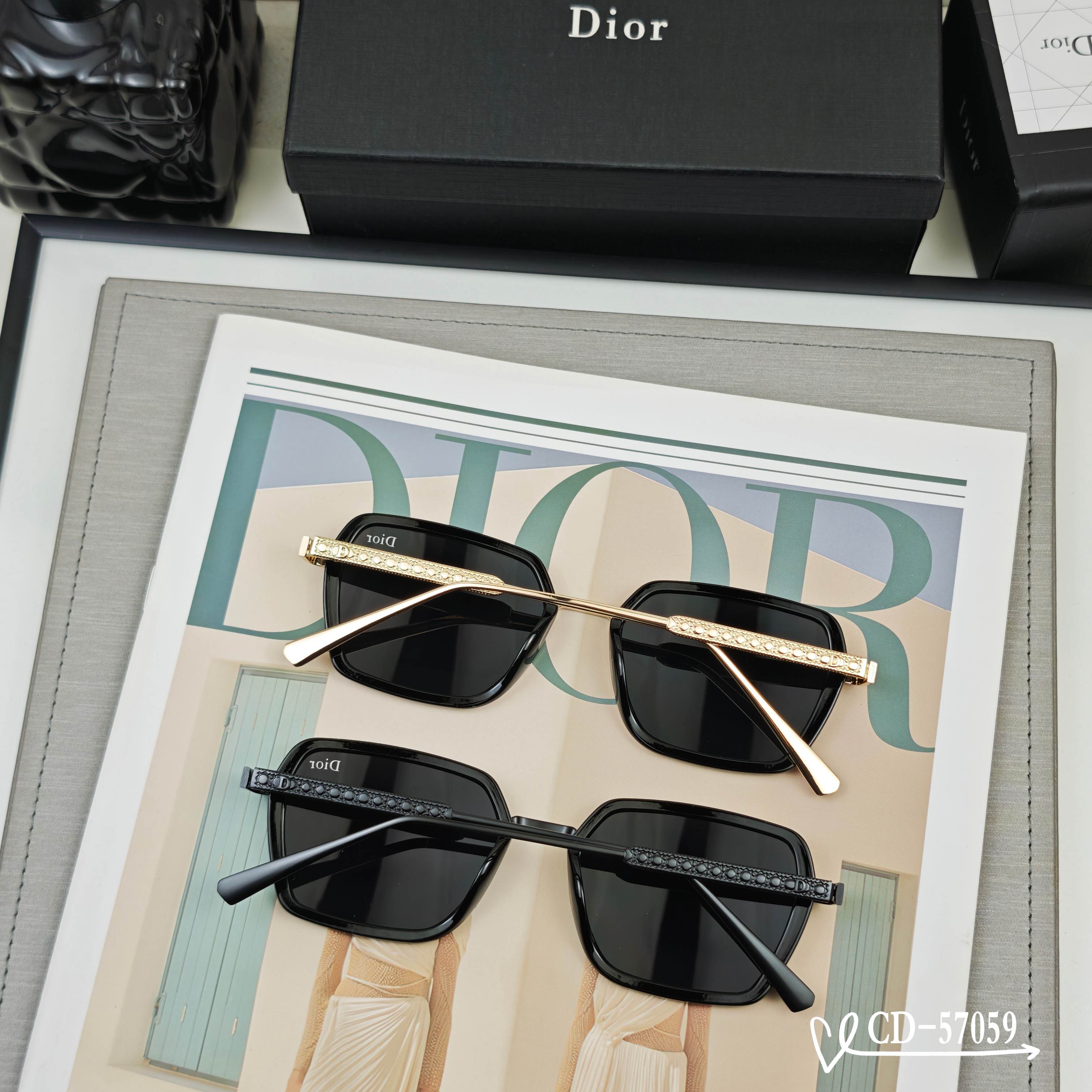 👓.【法国迪奥-DIOR】 🕶️.【宝丽来树脂偏光镜片】 ⭐️.【TR90镜架轻便佩戴舒适】 🌟.【si