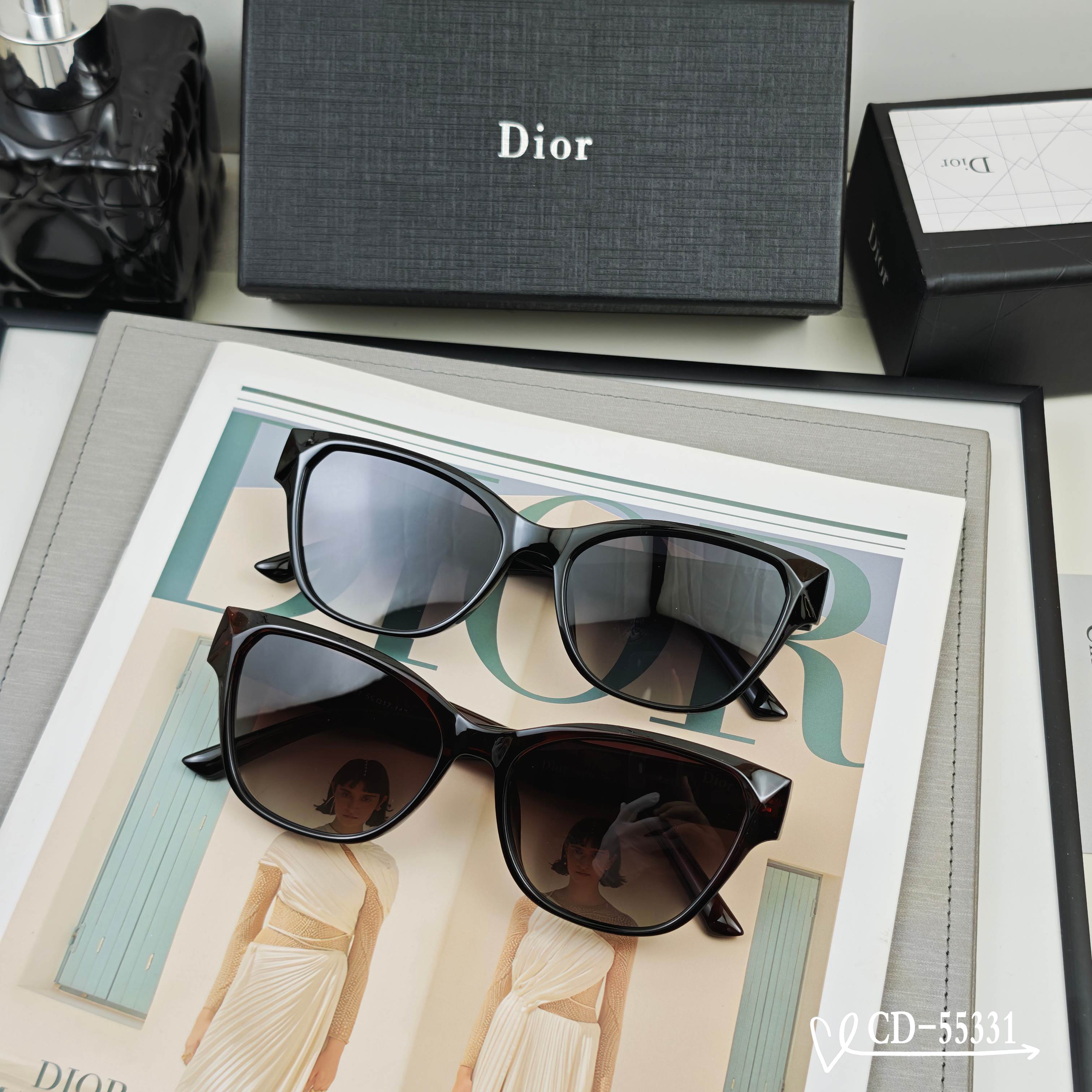 👓.【法国迪奥-DIOR】 🕶️.【宝丽来树脂偏光镜片】 ⭐️.【TR90镜架轻便佩戴舒适】 🌟.【si