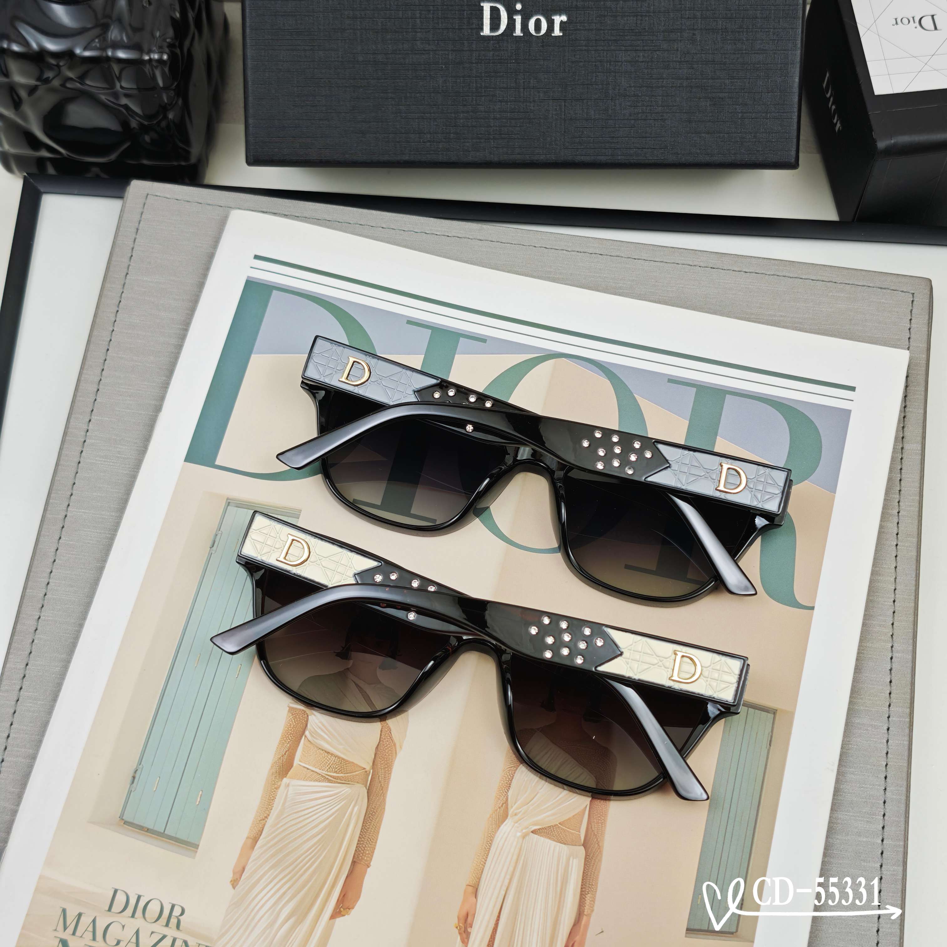 👓.【法国迪奥-DIOR】 🕶️.【宝丽来树脂偏光镜片】 ⭐️.【TR90镜架轻便佩戴舒适】 🌟.【si