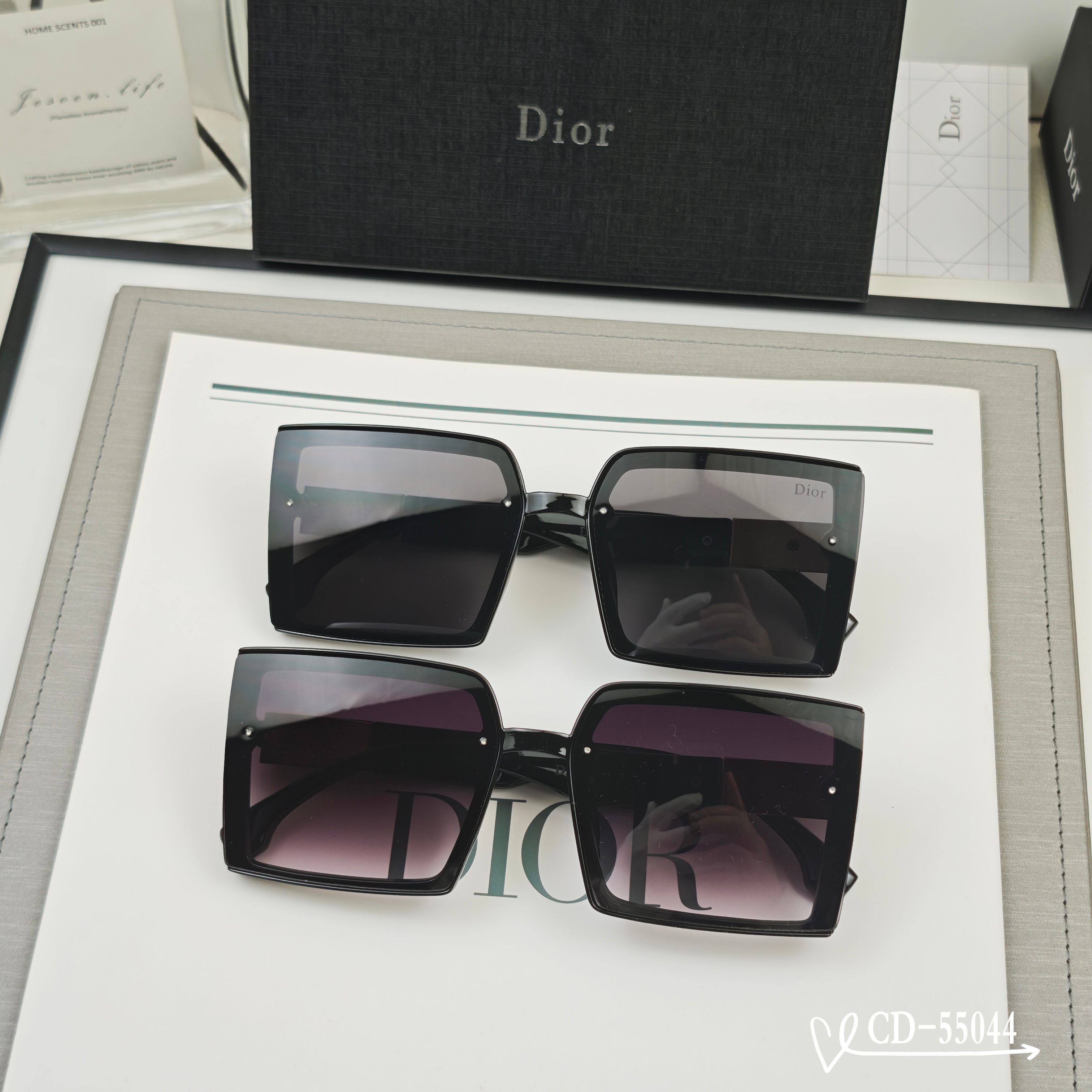 👓.【法国迪奥-DIOR】 🕶️.【宝丽来树脂偏光镜片】 ⭐️.【TR90镜架轻便佩戴舒适】 🌟.【si