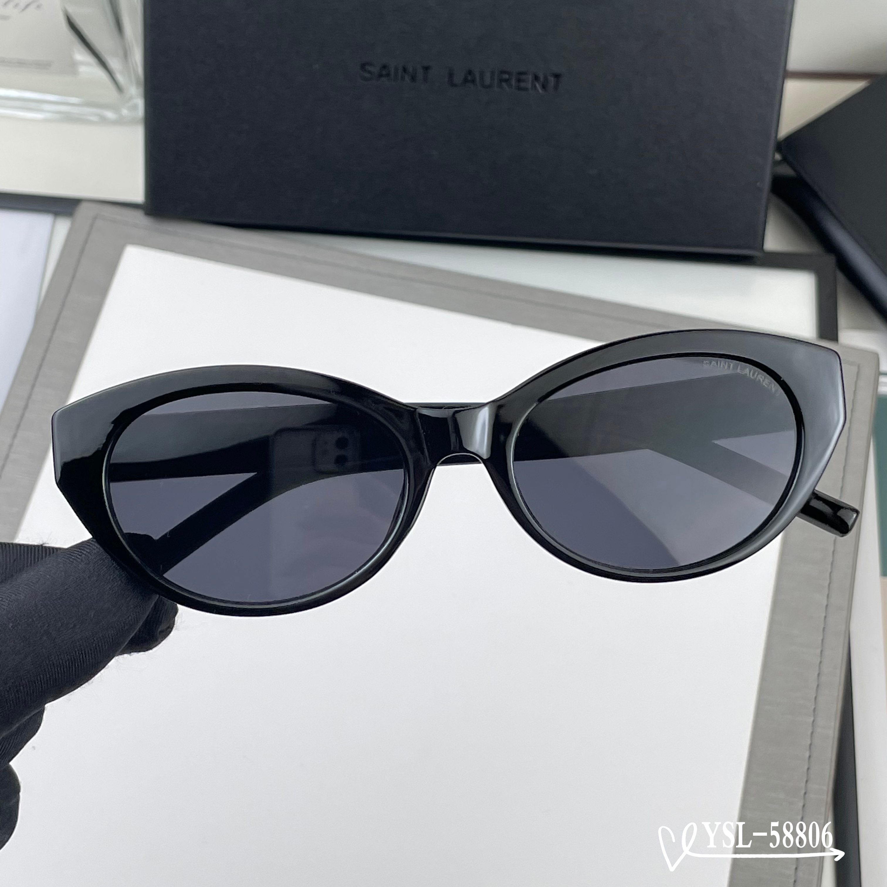 👓.【圣罗兰-ysl】 🕶.【宝丽来树脂高清镜片】 ⭐️ .【TR90镜架-轻便佩戴舒适】 🌟 .【si