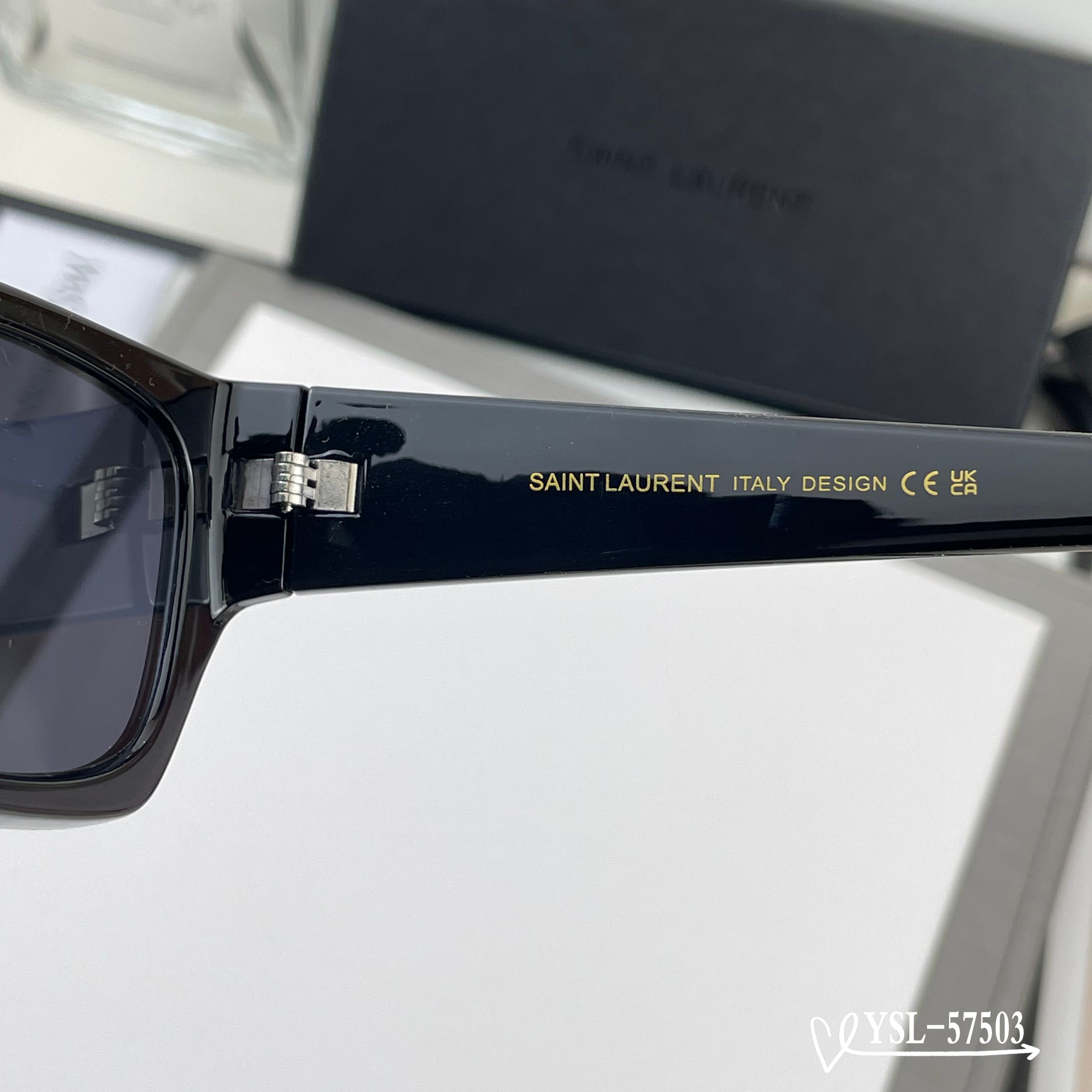 👓.【圣罗兰-ysl】 🕶.【宝丽来树脂高清镜片】 ⭐️ .【TR90镜架-轻便佩戴舒适】 🌟 .【si