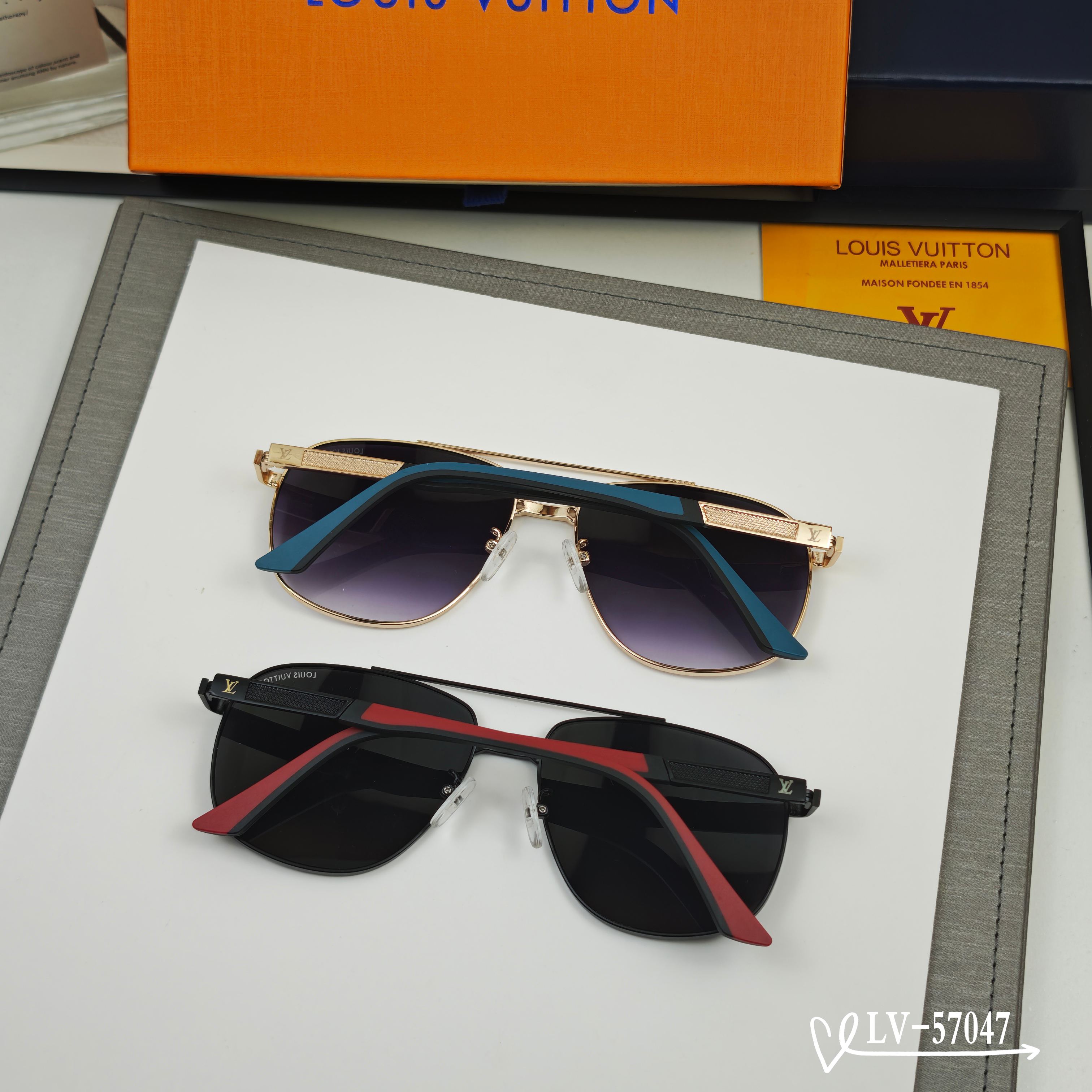 👓.【LV-路易威登】 🕶️.【宝丽来树脂偏光镜片】 ⭐️.【金属镜架轻便佩戴舒适】 🌟.【size 5