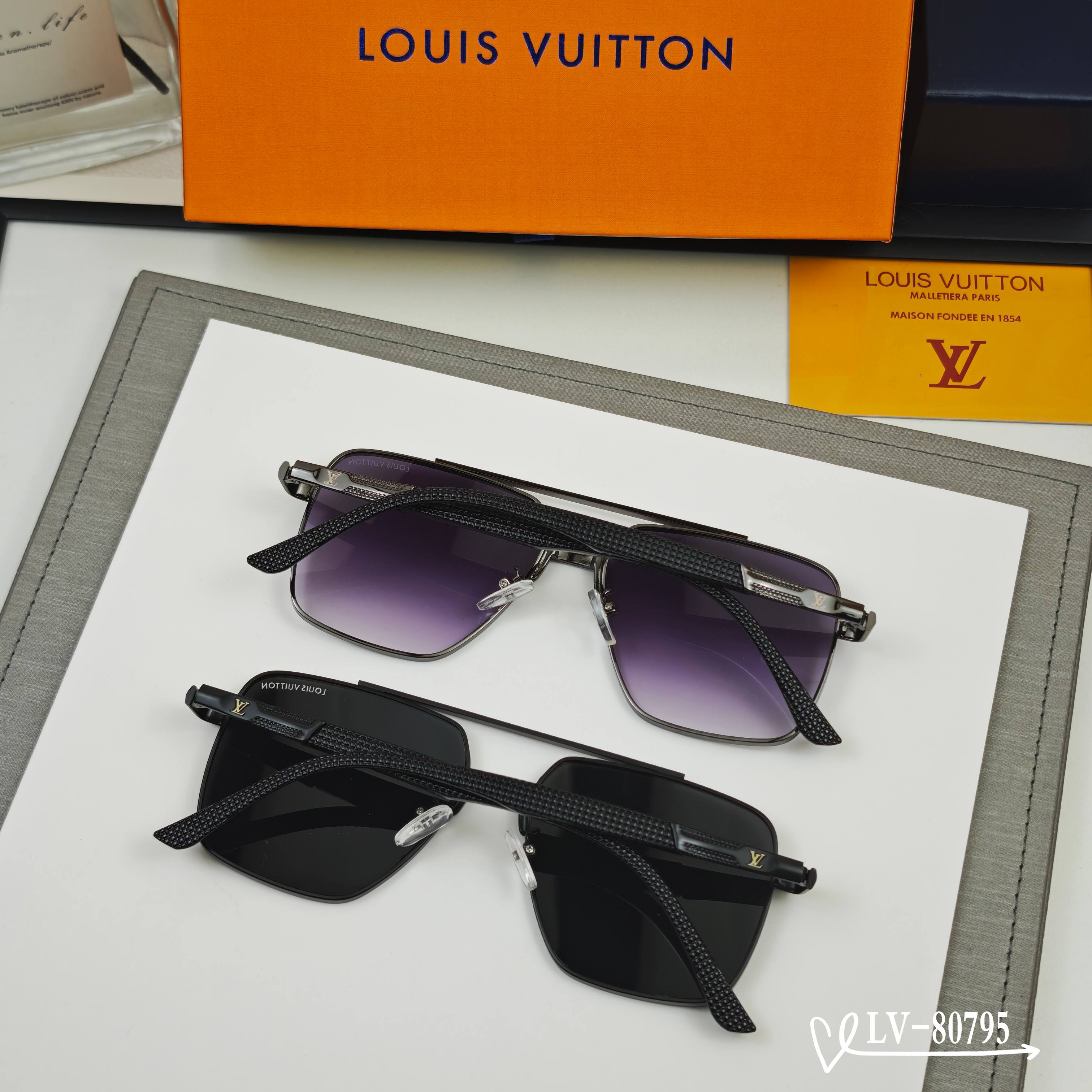 👓.【LV-路易威登】 🕶️.【宝丽来树脂偏光镜片】 ⭐️.【金属镜架轻便佩戴舒适】 🌟.【size 5