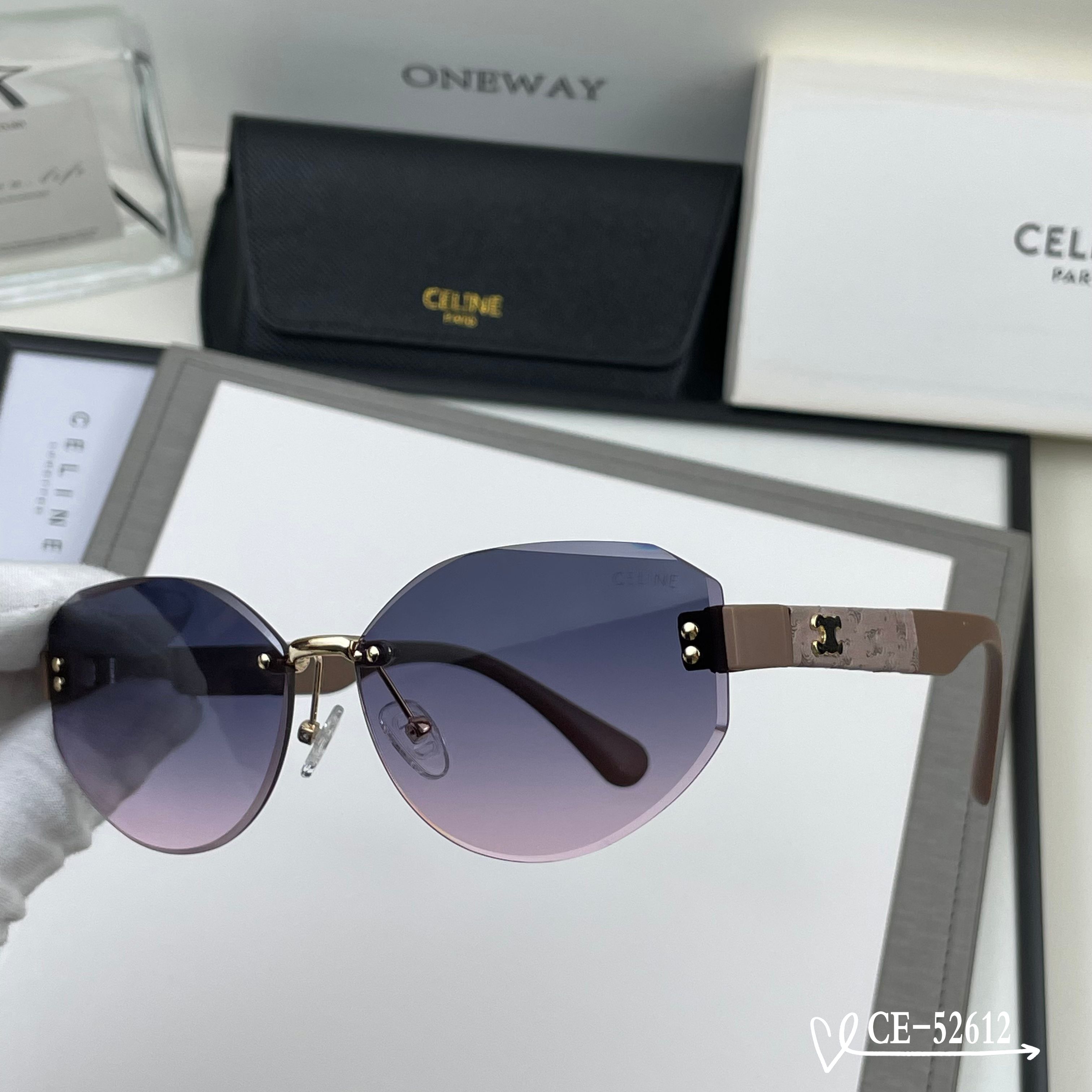 👓.【法国塞林-CELINE】 🕶️.【宝丽来树脂偏光镜片】 ⭐️.【TR90镜架轻便佩戴舒适】 🌟.【