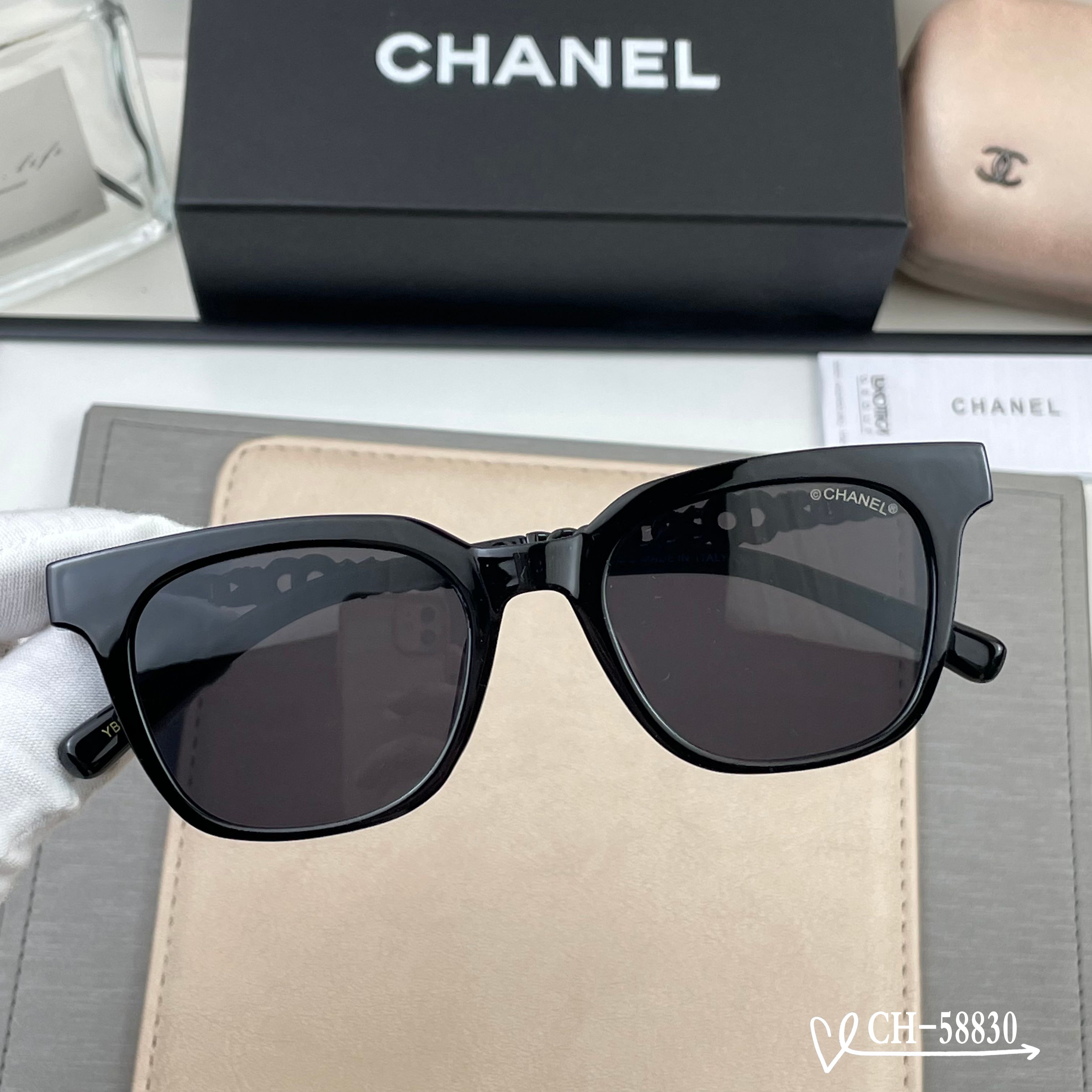 👓.【法国香奈儿-CHANEL】 🕶.【宝丽来树脂高清镜片】 ⭐️.【TR镜架-轻便佩戴舒适】 🌟.【s