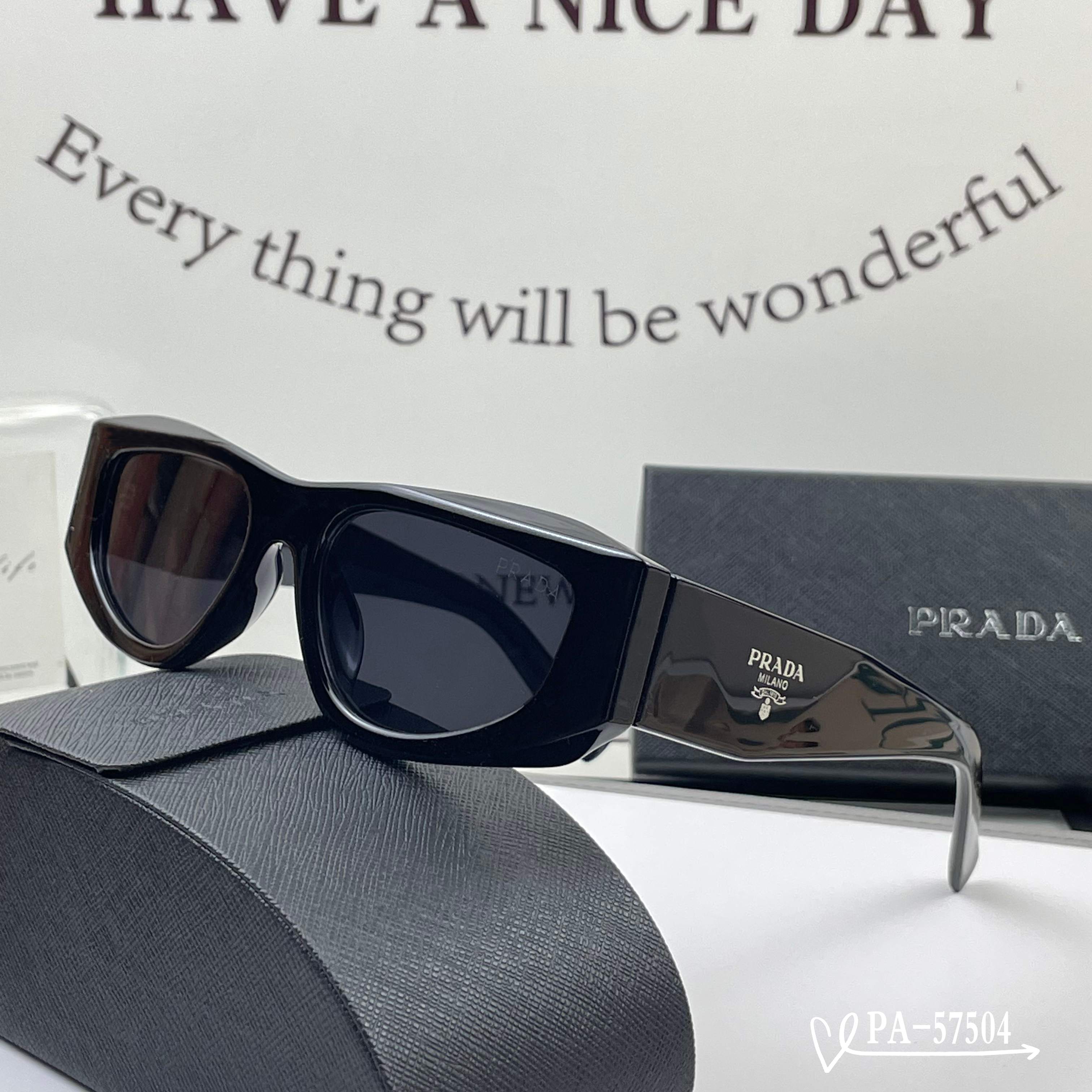 👓.【PRADA-普拉达】         🕶.【宝丽来树脂镜片】         ⭐️.【TR镜架轻便