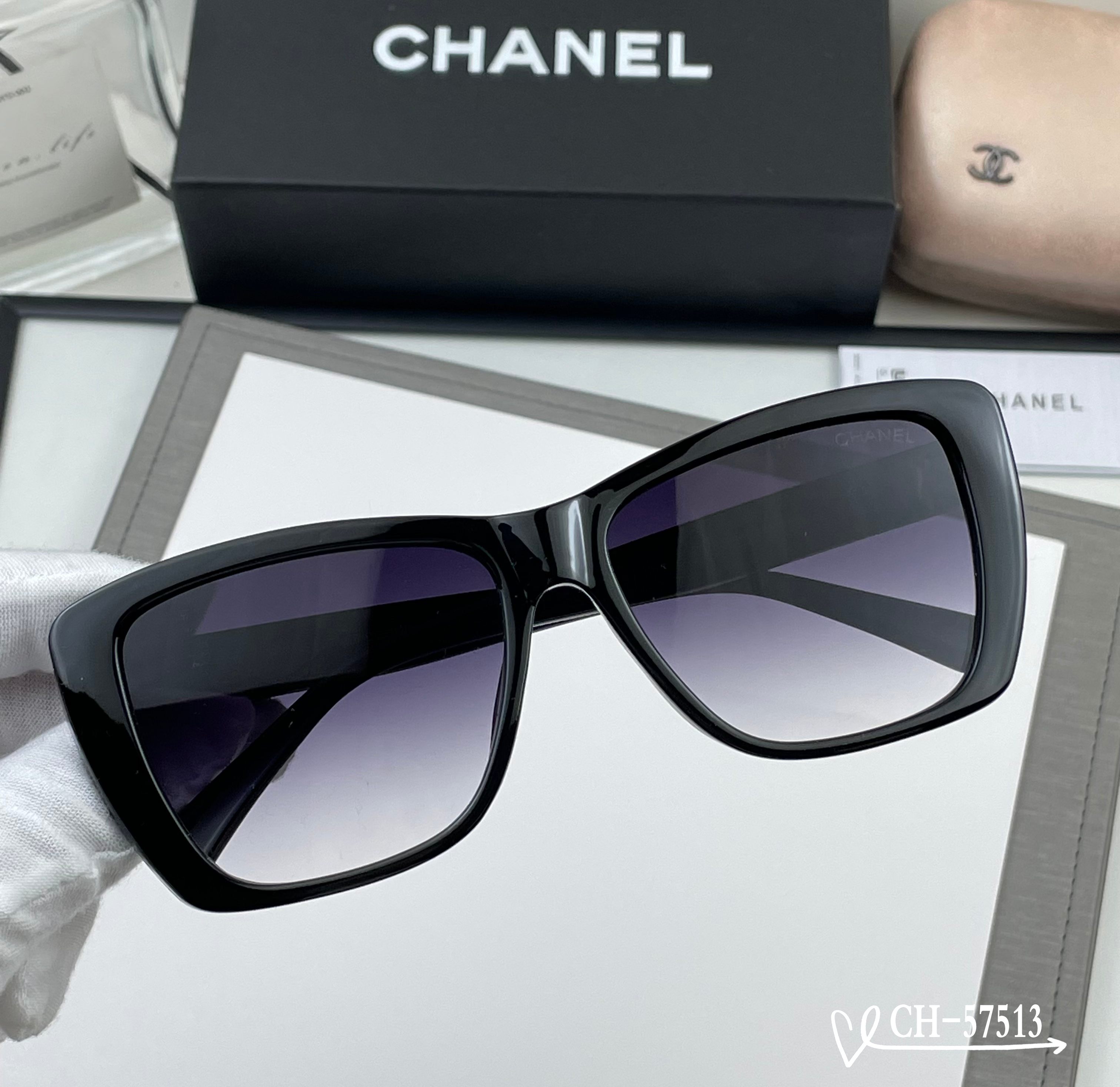 👓.【法国香奈儿-CHANEL】         🕶.【宝丽来树脂高清镜片】         ⭐️.【T