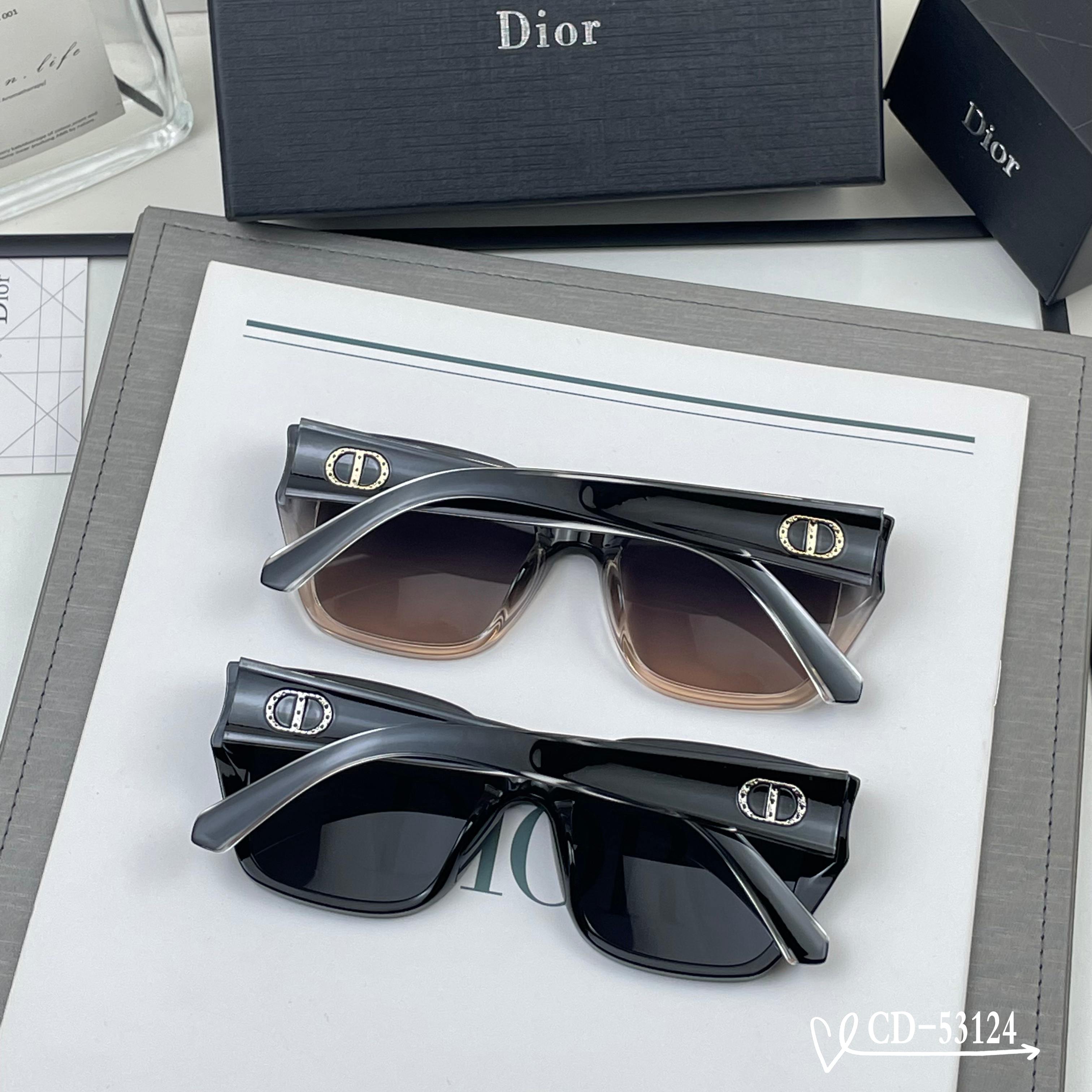 👓.【法国迪奥-DIOR】 🕶️.【宝丽来树脂偏光镜片】 ⭐️.【TR90镜架轻便佩戴舒适】 🌟.【si